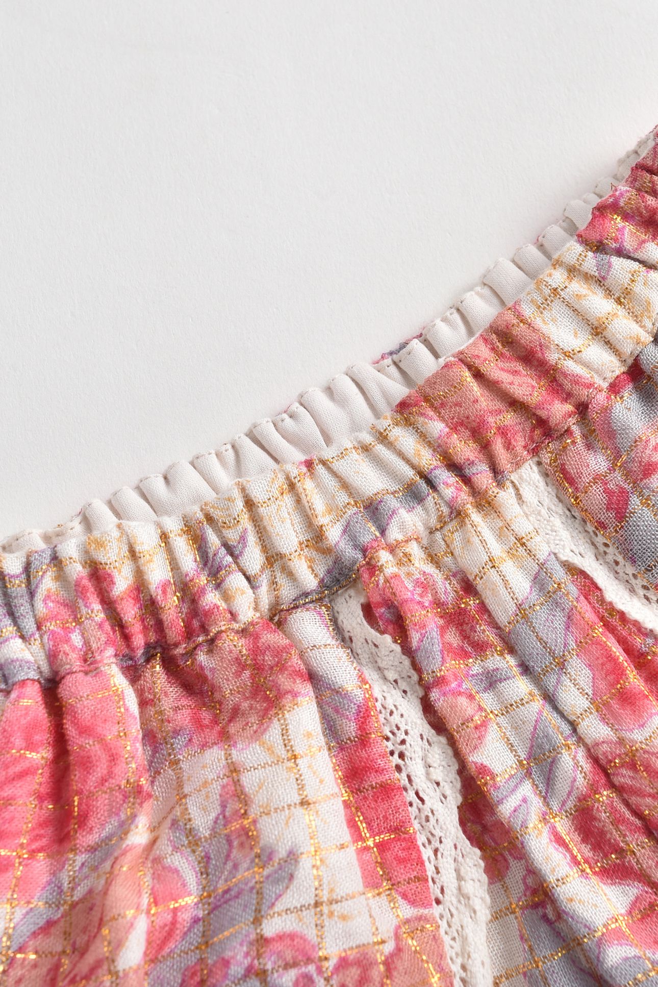 SHORTS VELINDA PINK FLOWERS 4