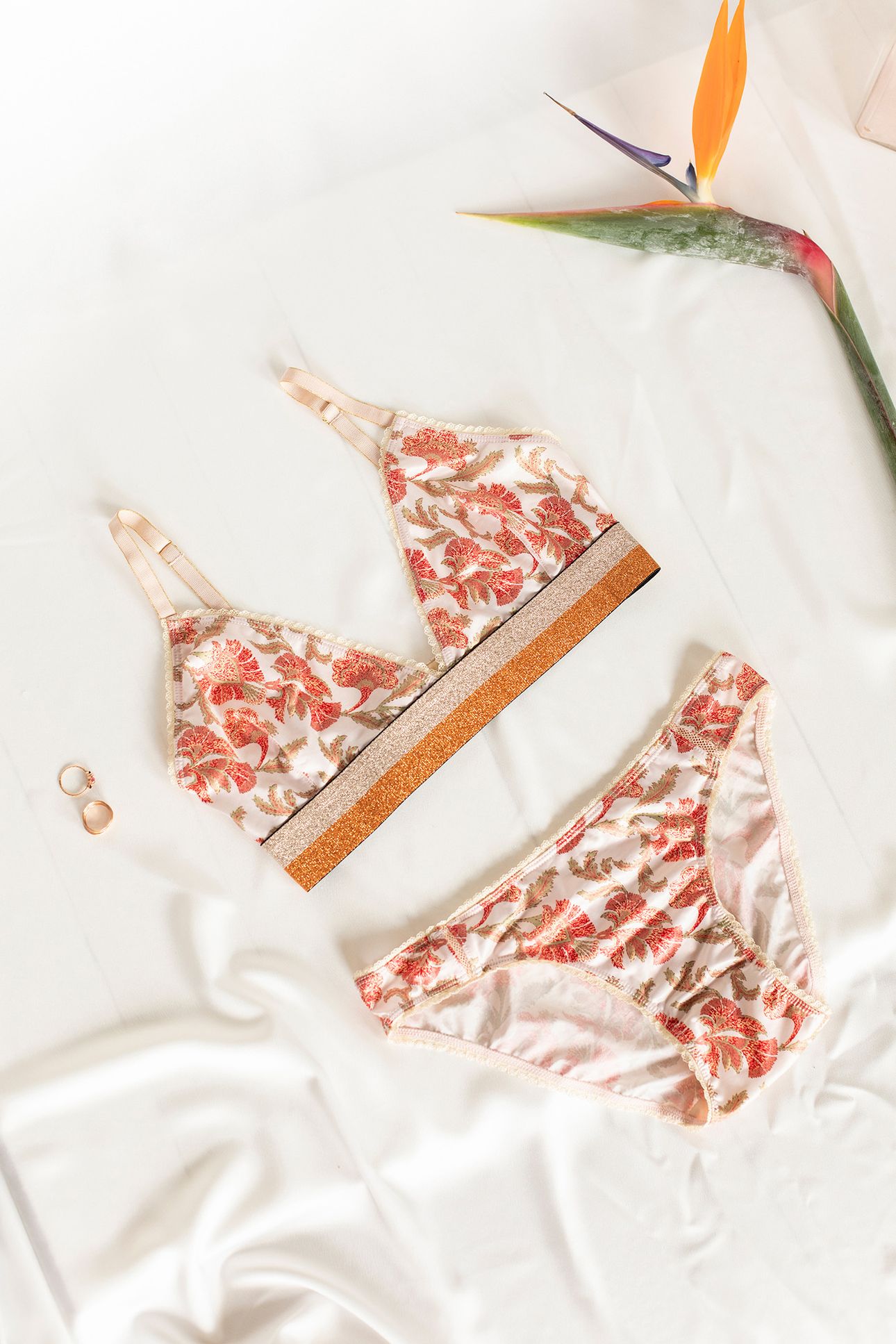 BRA MAY BOHEMIAN FLOWERS 3