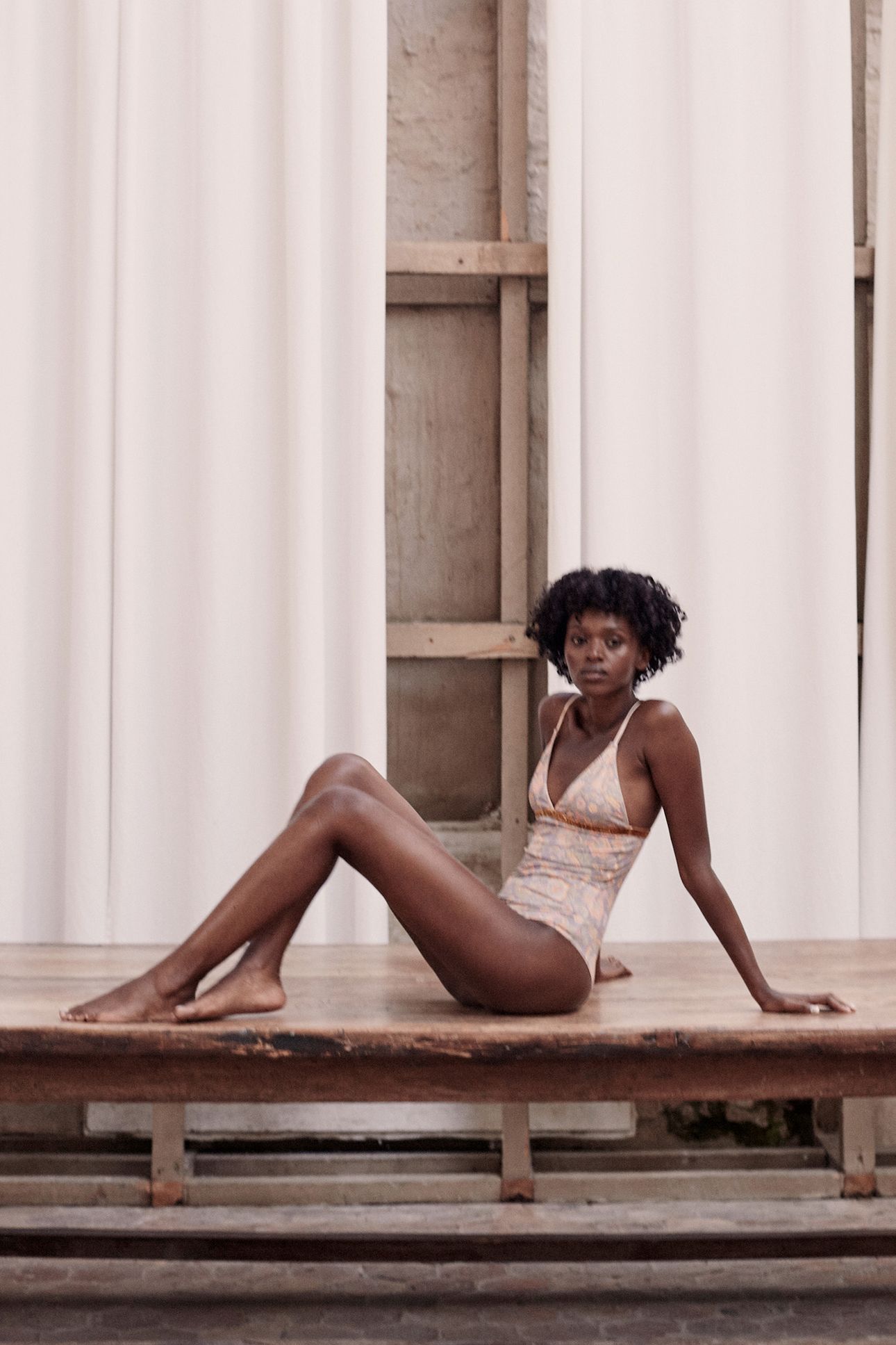 BODYSUIT LYLIA CALIFORNIA FLOWERS 3
