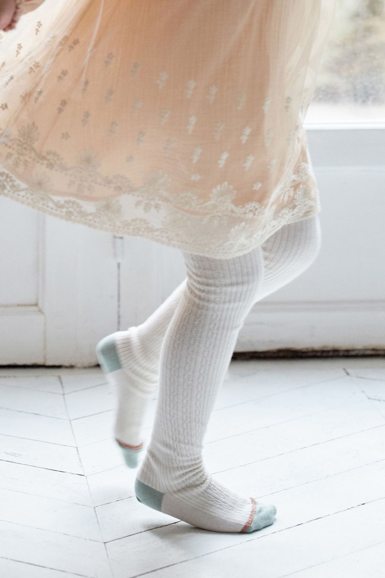 TIGHTS CHUKATA CREAM 1