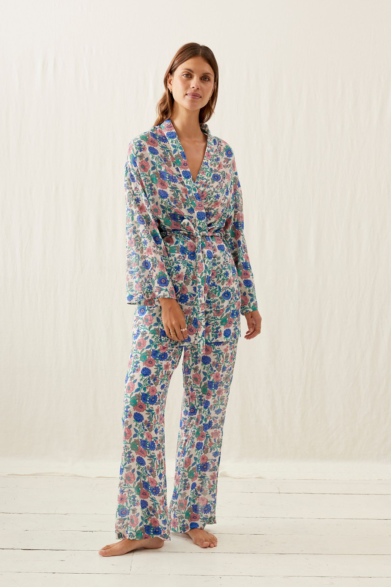 KIMONO YOKA BLUE SUMMER MEADOW 1