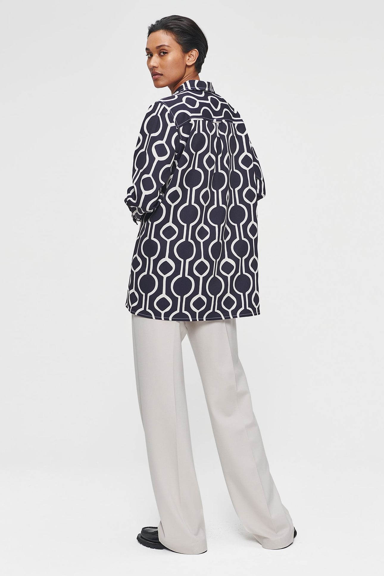 IT PRINT OVERSHIRT INK BLUE 2