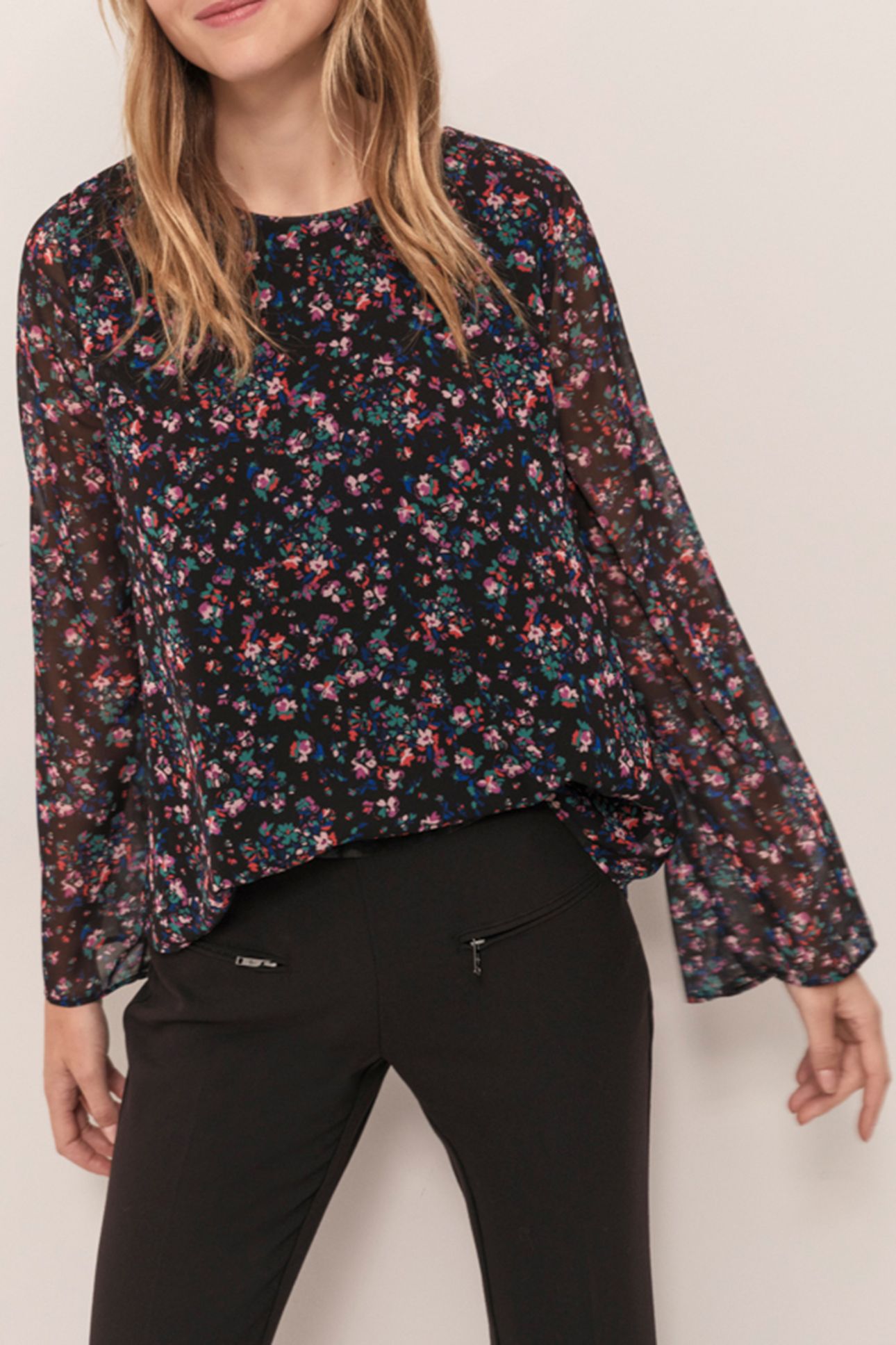 CERYX - BLACK BLOUSE WITH NIGHT GARDEN PRINT 1
