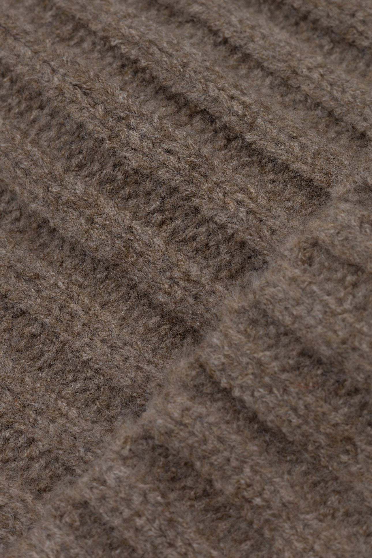CHESTNUT HAT, CHUNKY RIB KNIT 5