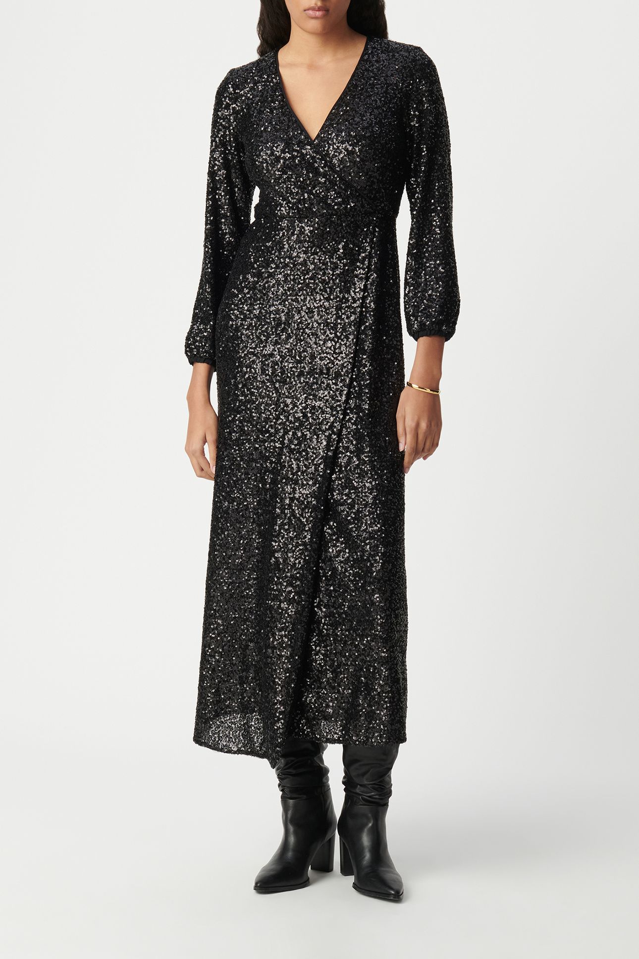 BLACK SEQUIN-EMBROIDERED WRAP DRESS 3
