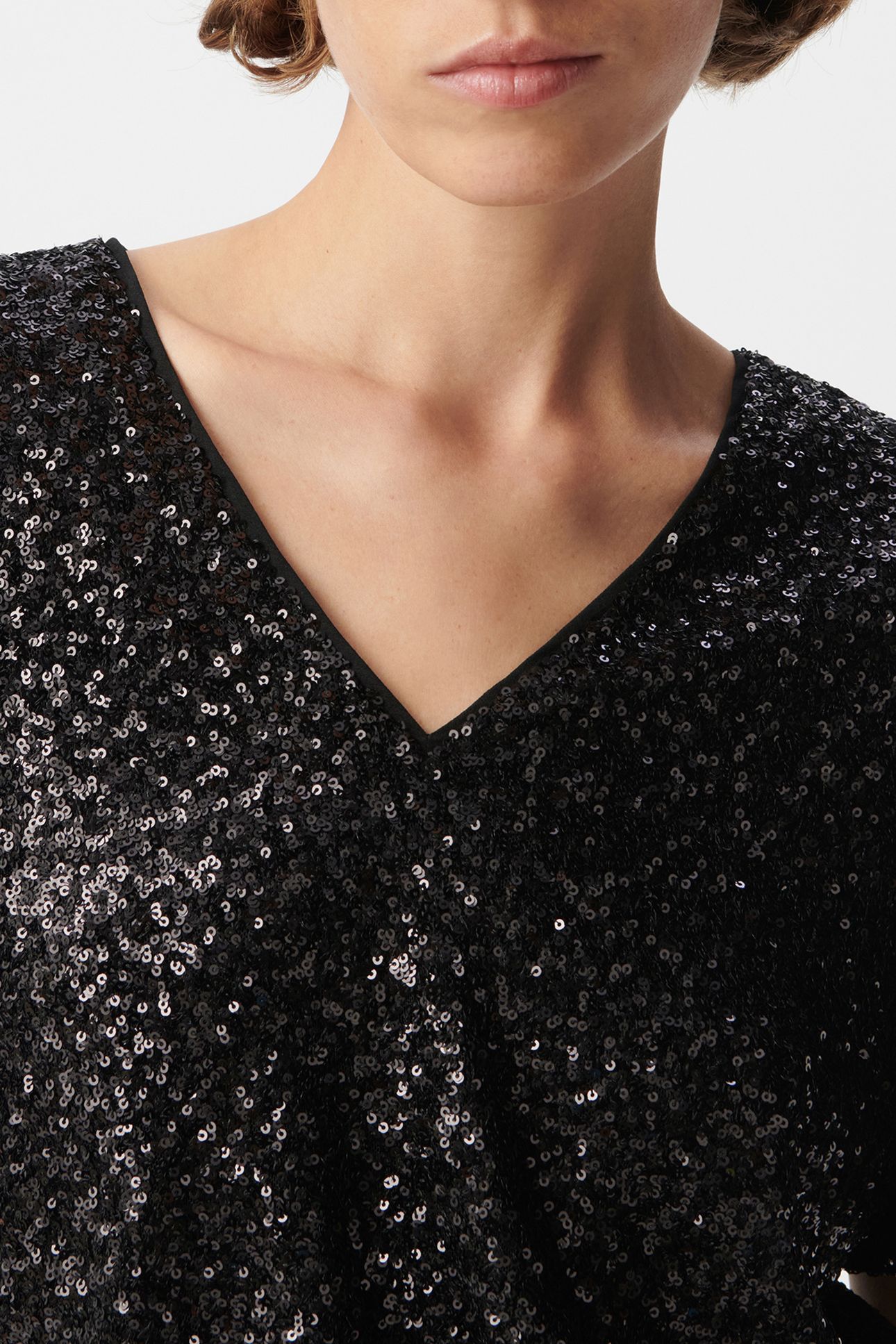 BLACK SEQUIN EMBROIDERY TRUMPET SLEEVE TOP 5