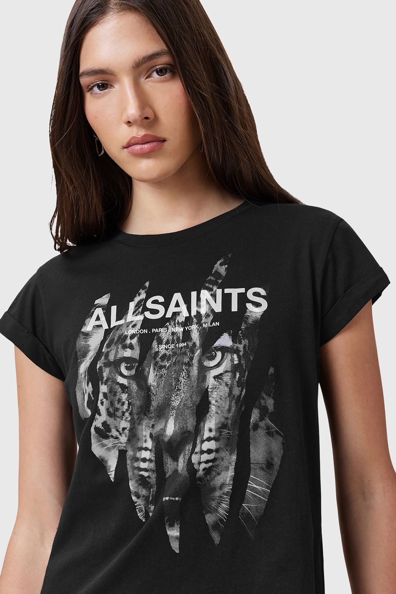 RIPROAR ANNA TEE BLACK 6