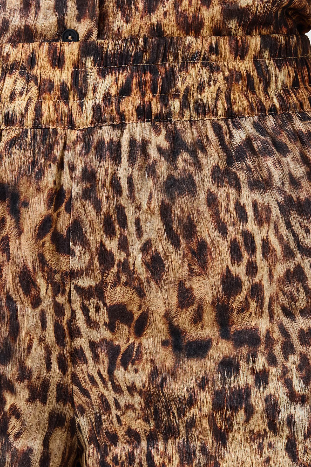 CHARLI SHORT EVIA GOLDEN BROWN 8