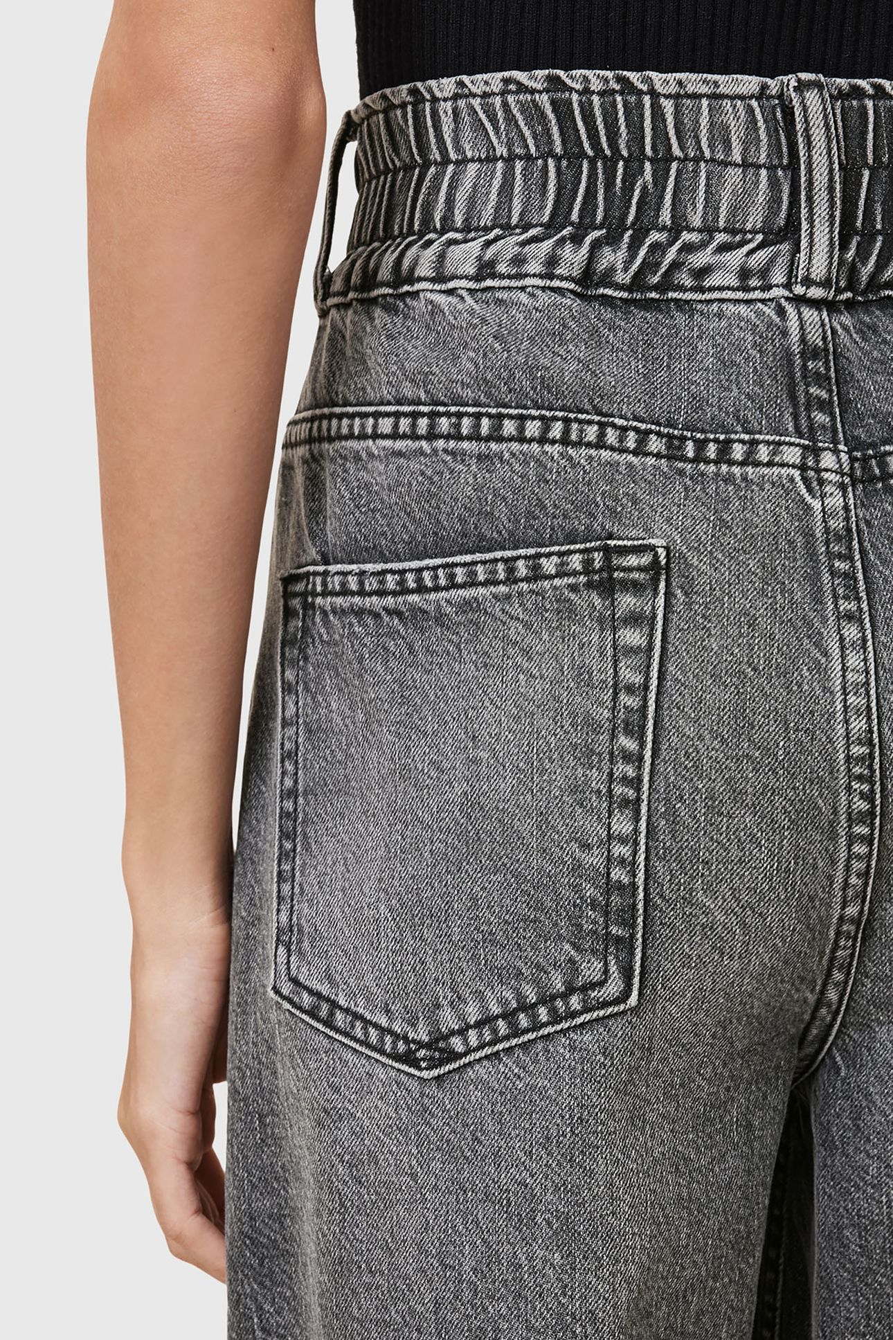 DAISY TAPERED JEAN WASHED GREY 8