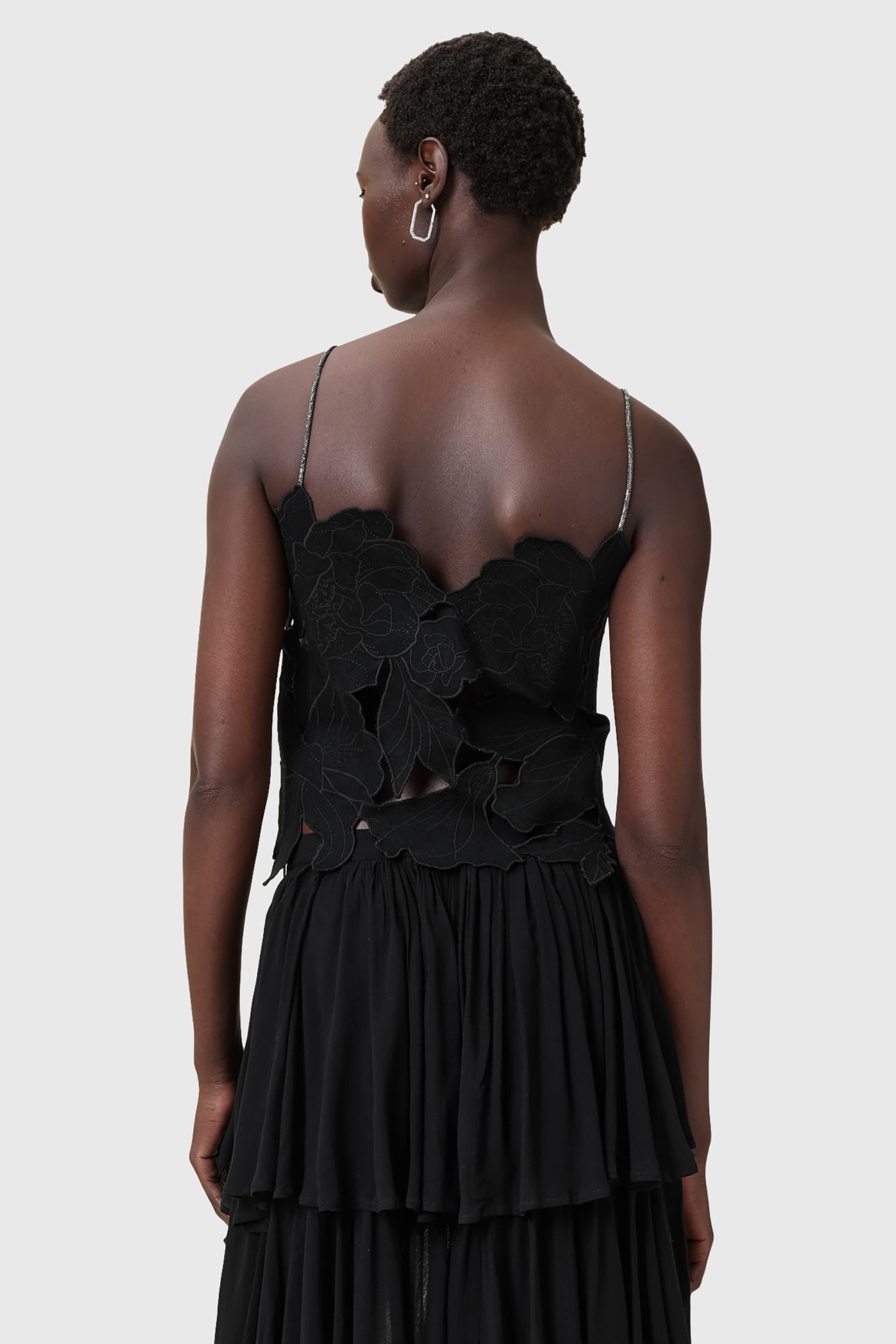 FLORA EMB TOP BLACK 2