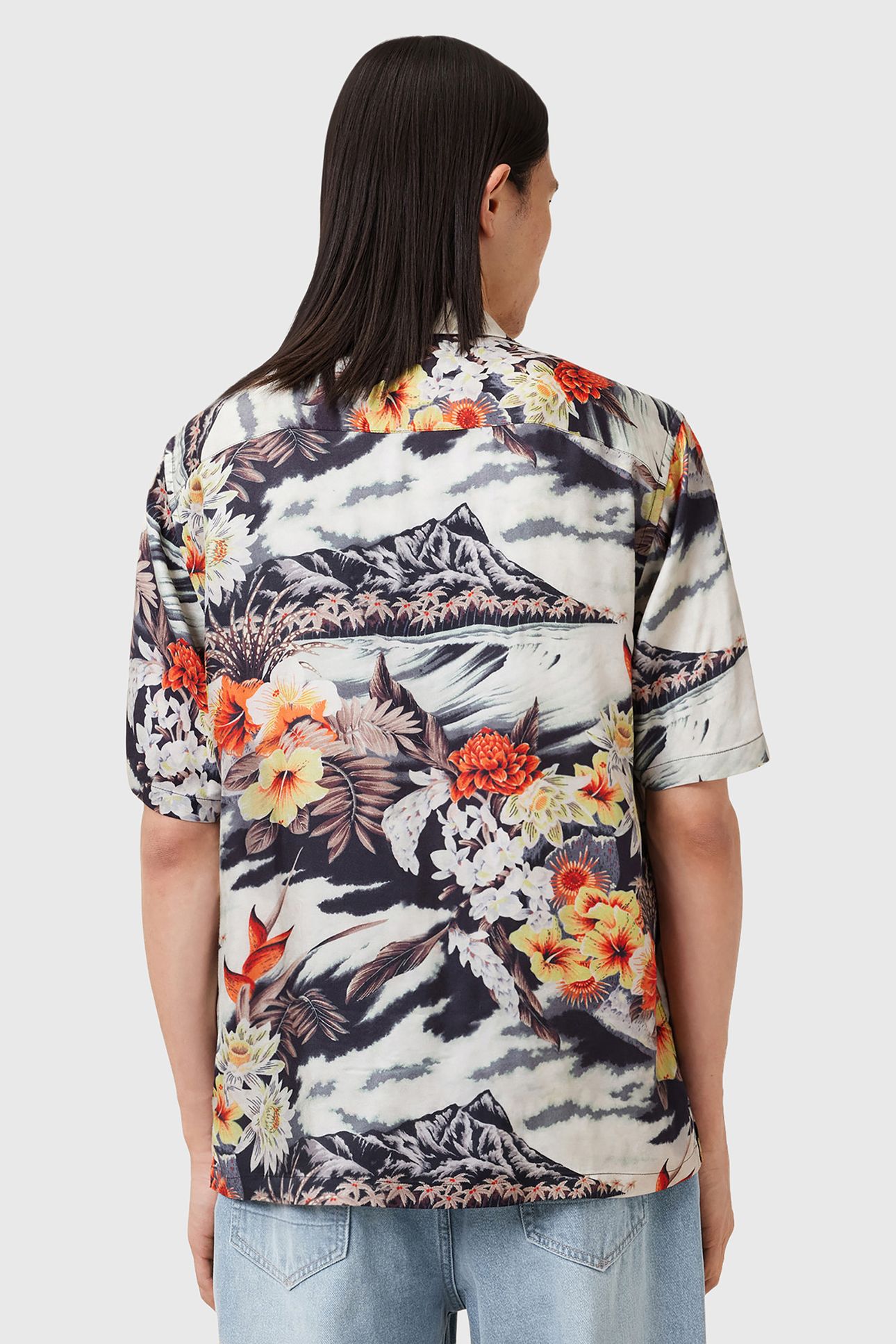 OSCANI SS SHIRT JET BLACK 2