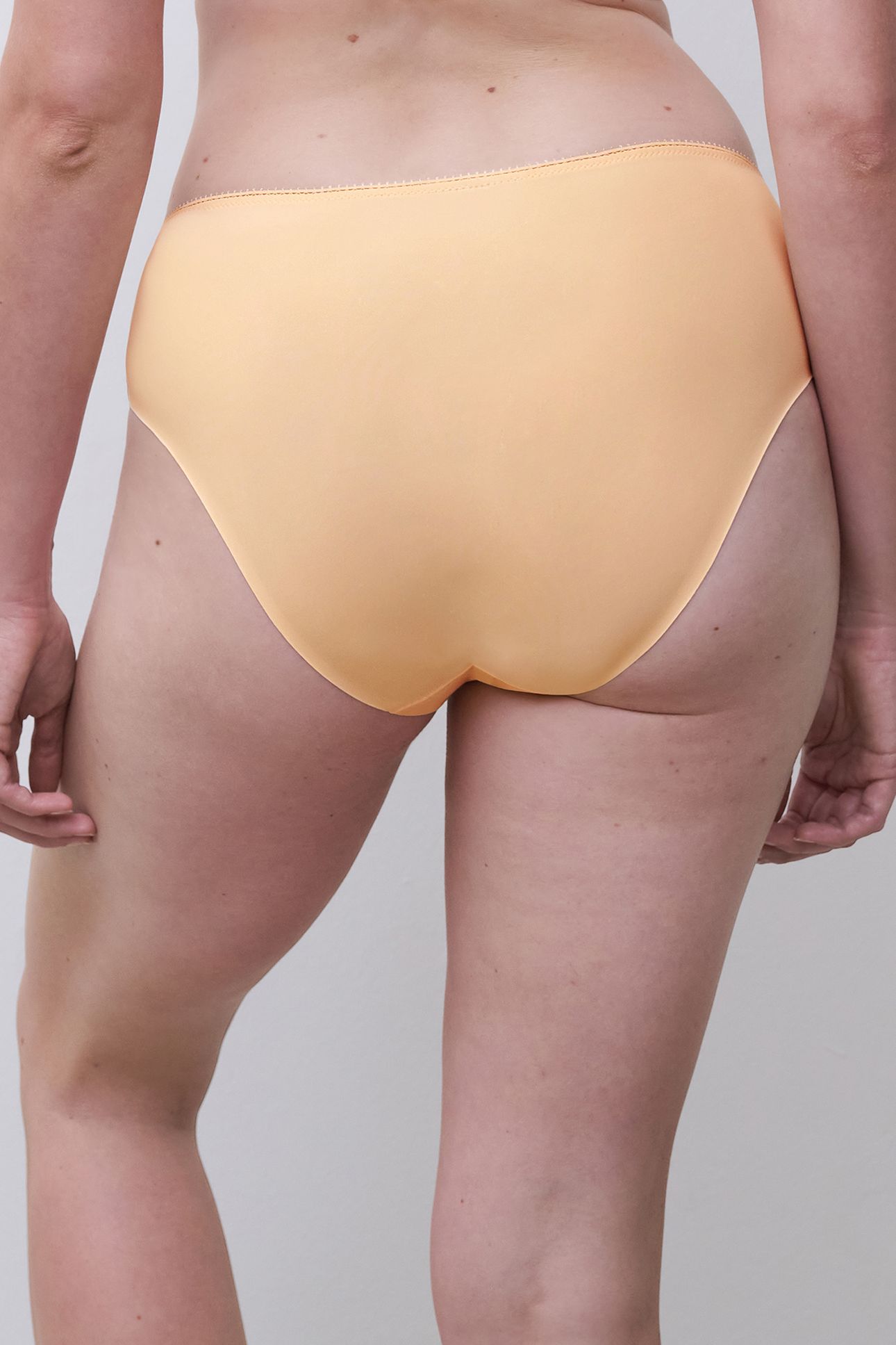 INTRIGUE BRIEF SUNFLOWER YELLOW 2