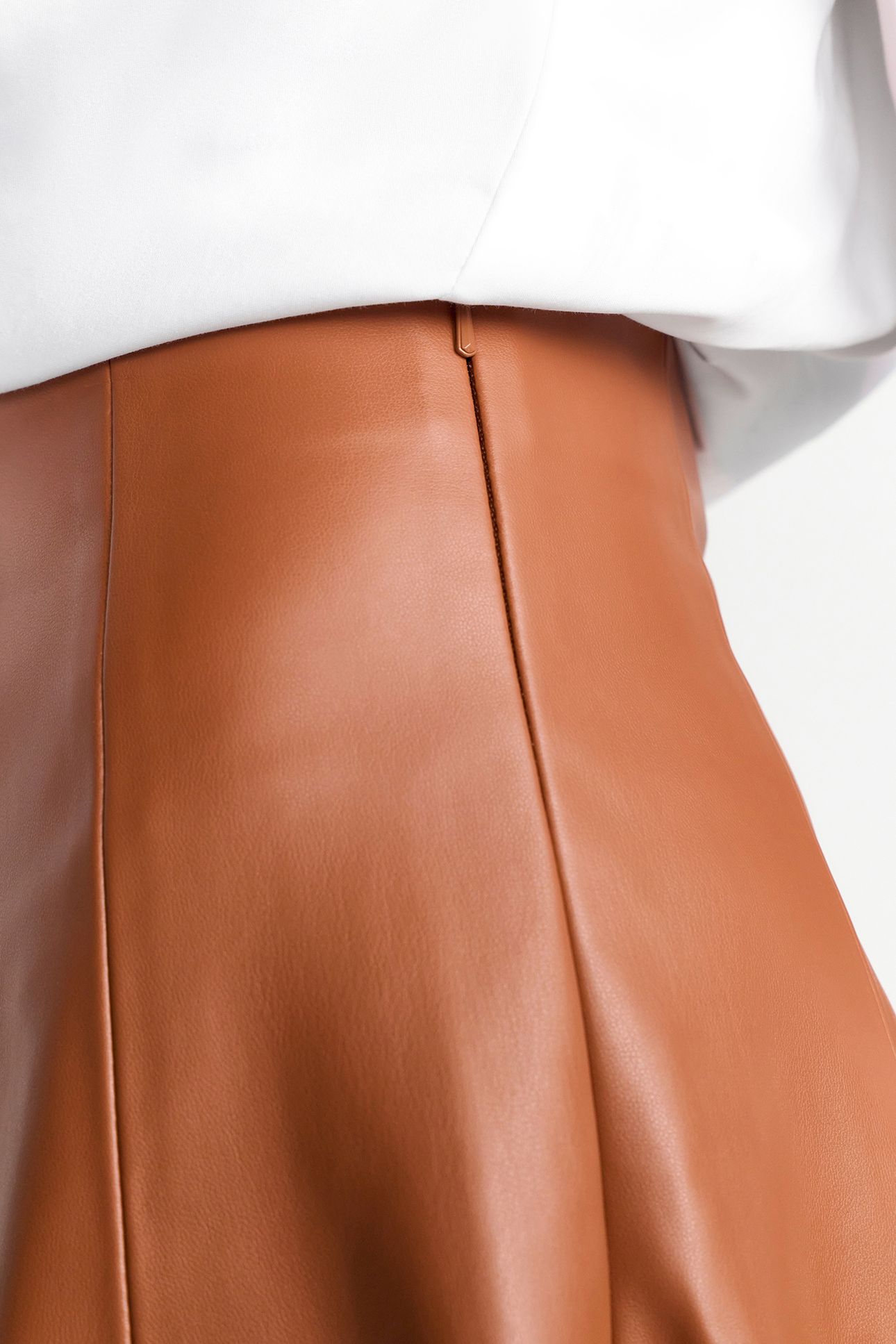 FAKE LEATHER SKIRT CARAMEL SPICE 5