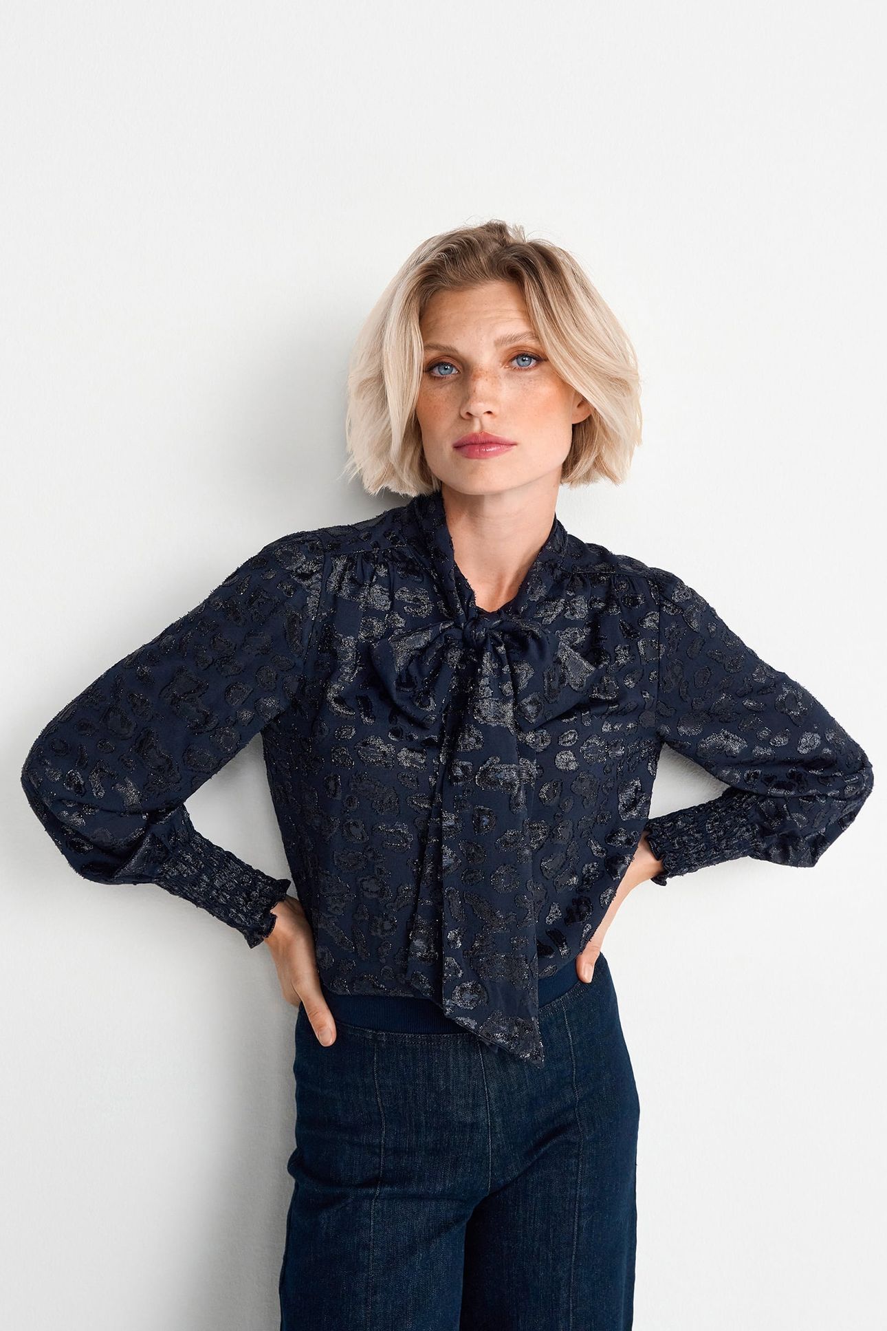 BLOUSE WITH BOW MIDNIGHT BLUE 1