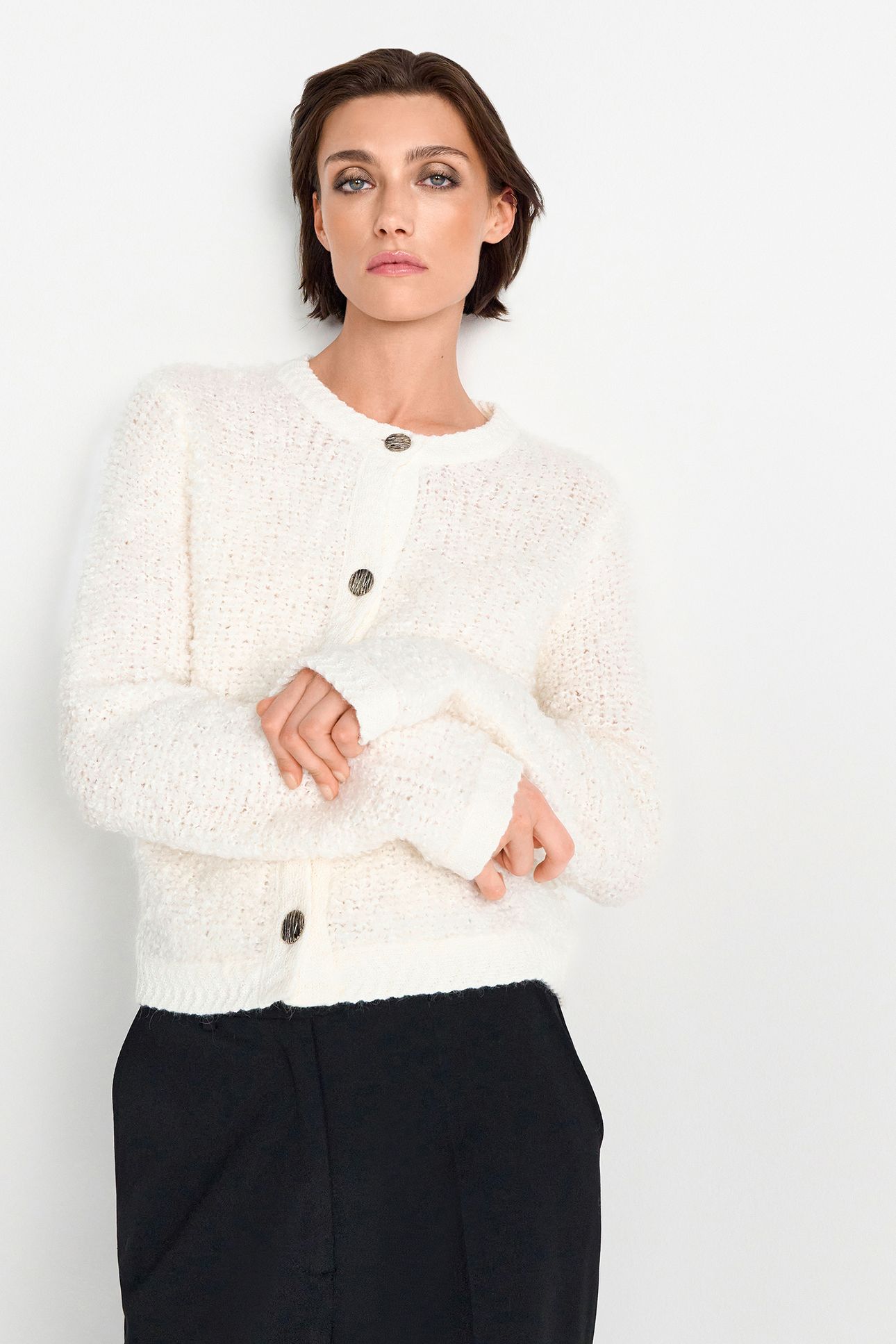 BOUCLÉ CREW NECK CARDIGAN PEARL WHITE 1