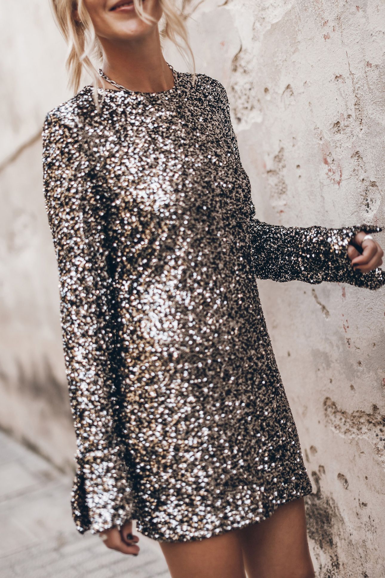 THE DARK SEQUIN DRESS 4
