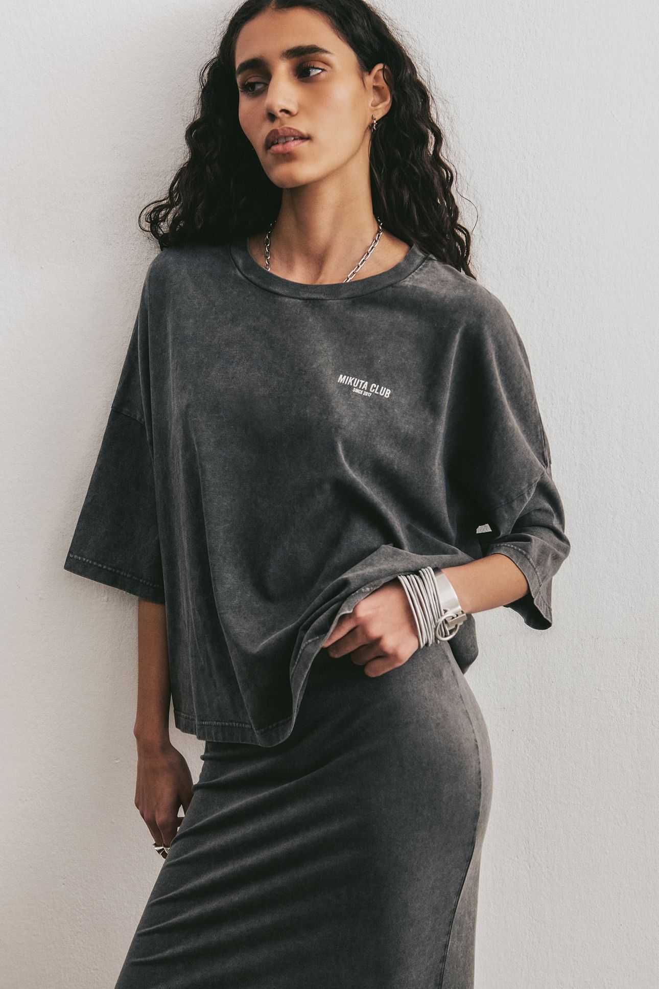 THE DARK FADED MIKUTA CLUB LOOSE COTTON T-SHIRT 3