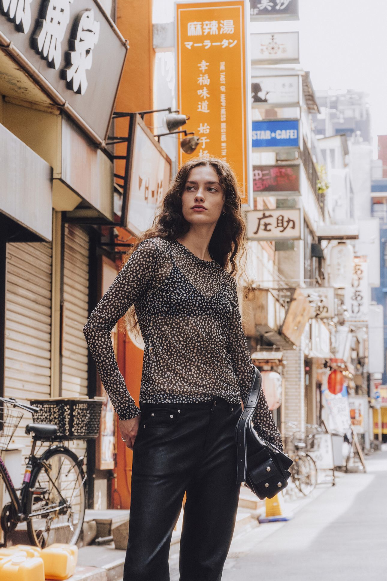 THE DOTTED MESH LONGSLEEVE 1