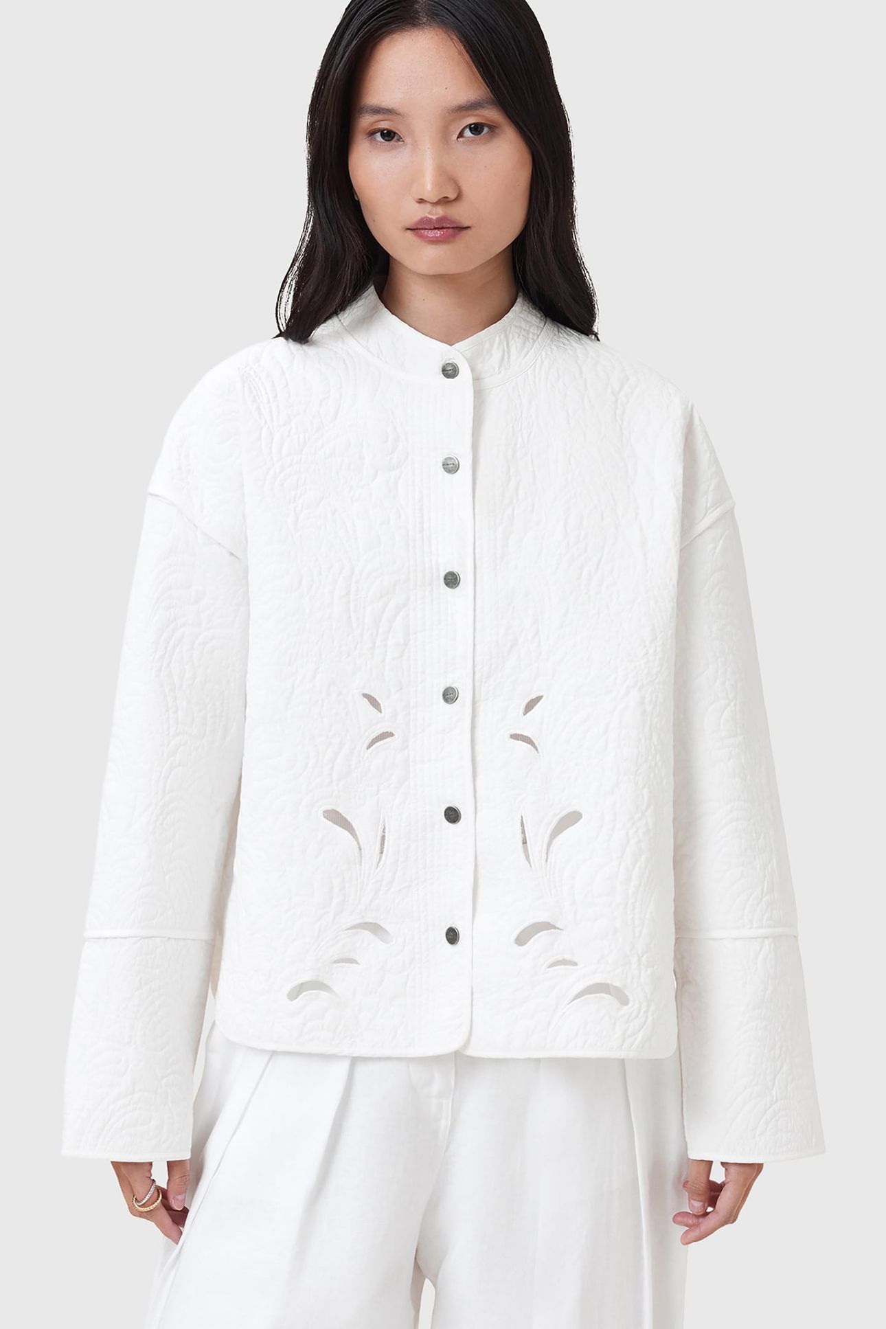 CLARY SHACKET WHITE 1