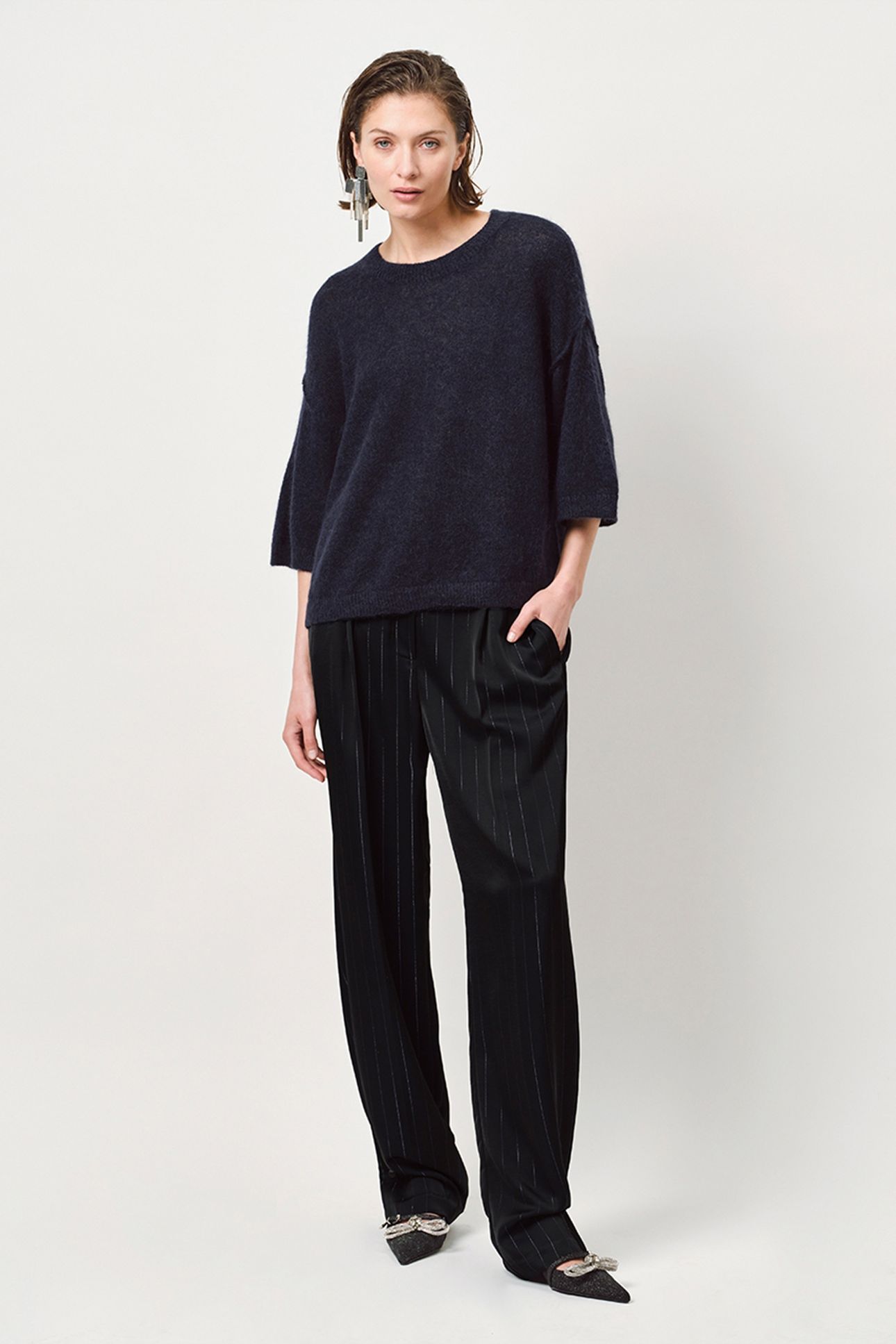 LAROD PINSTRIPE PANTS RAVEN 4
