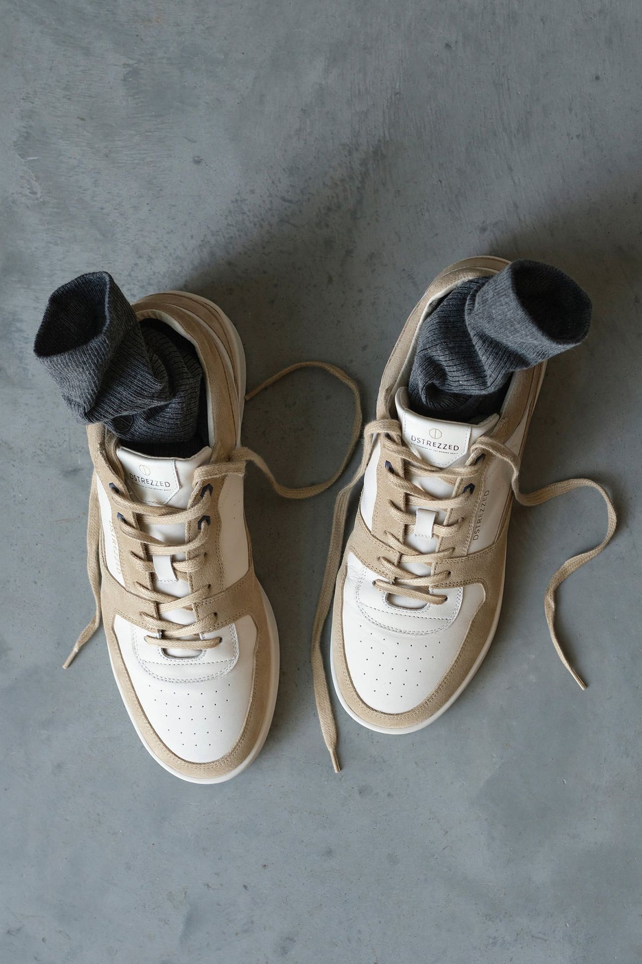 DS_LOW BASKET SHOE SAND 9