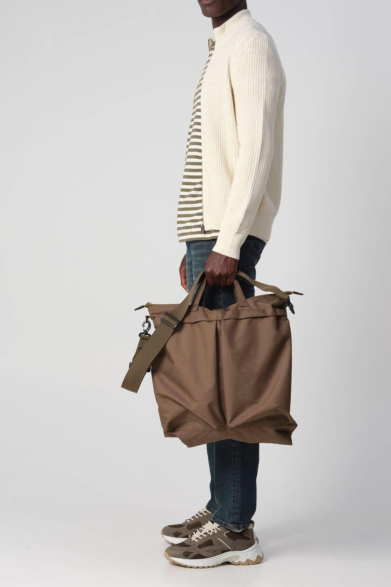 J.C. RAGS REAGAN VEST BLEACHED SAND 4