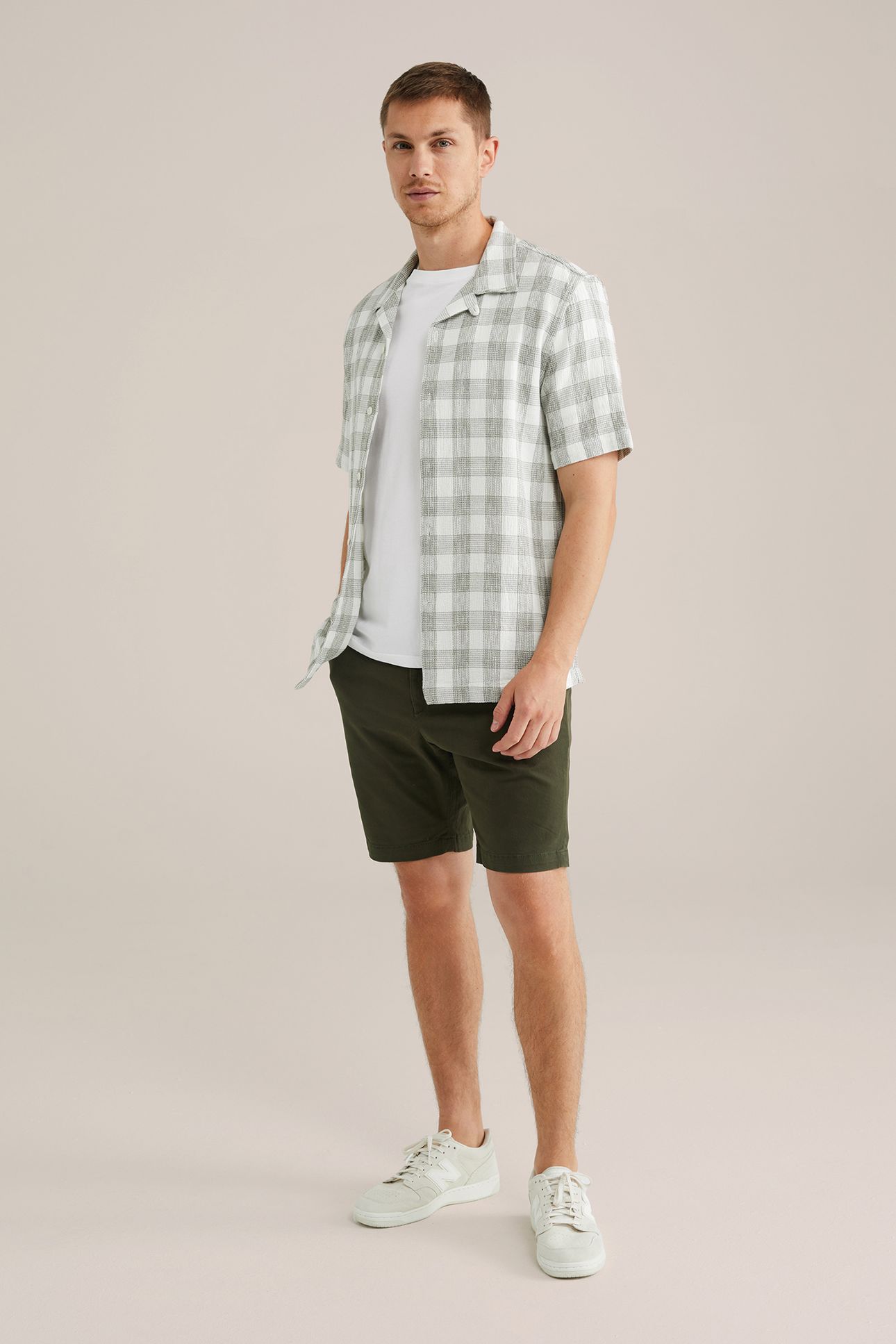 SHORT MOSS GREEN 3