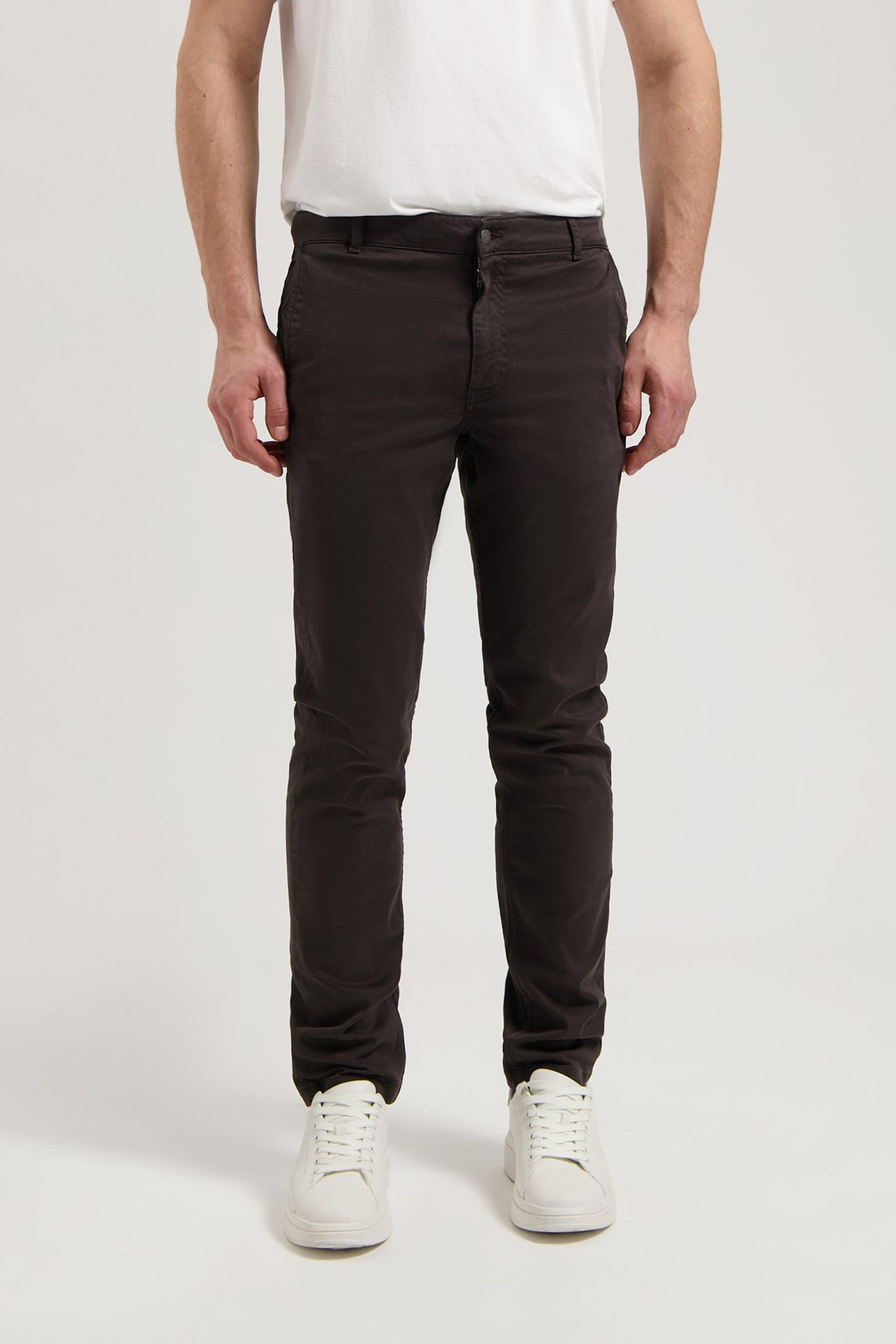 SCOTT MID TAPERED CHARCOAL 1