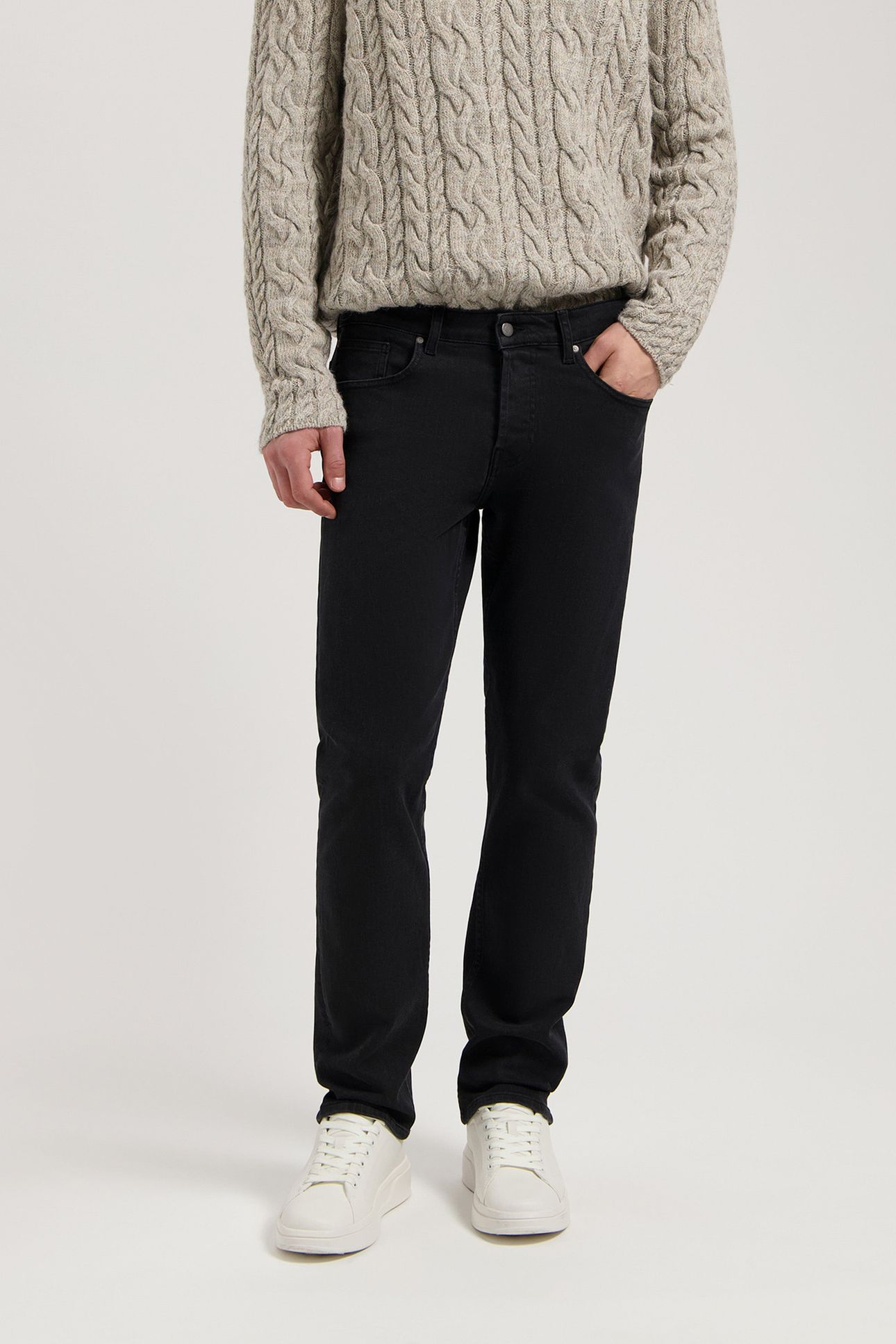 HANK MID TAPERED STONE BLACK 1