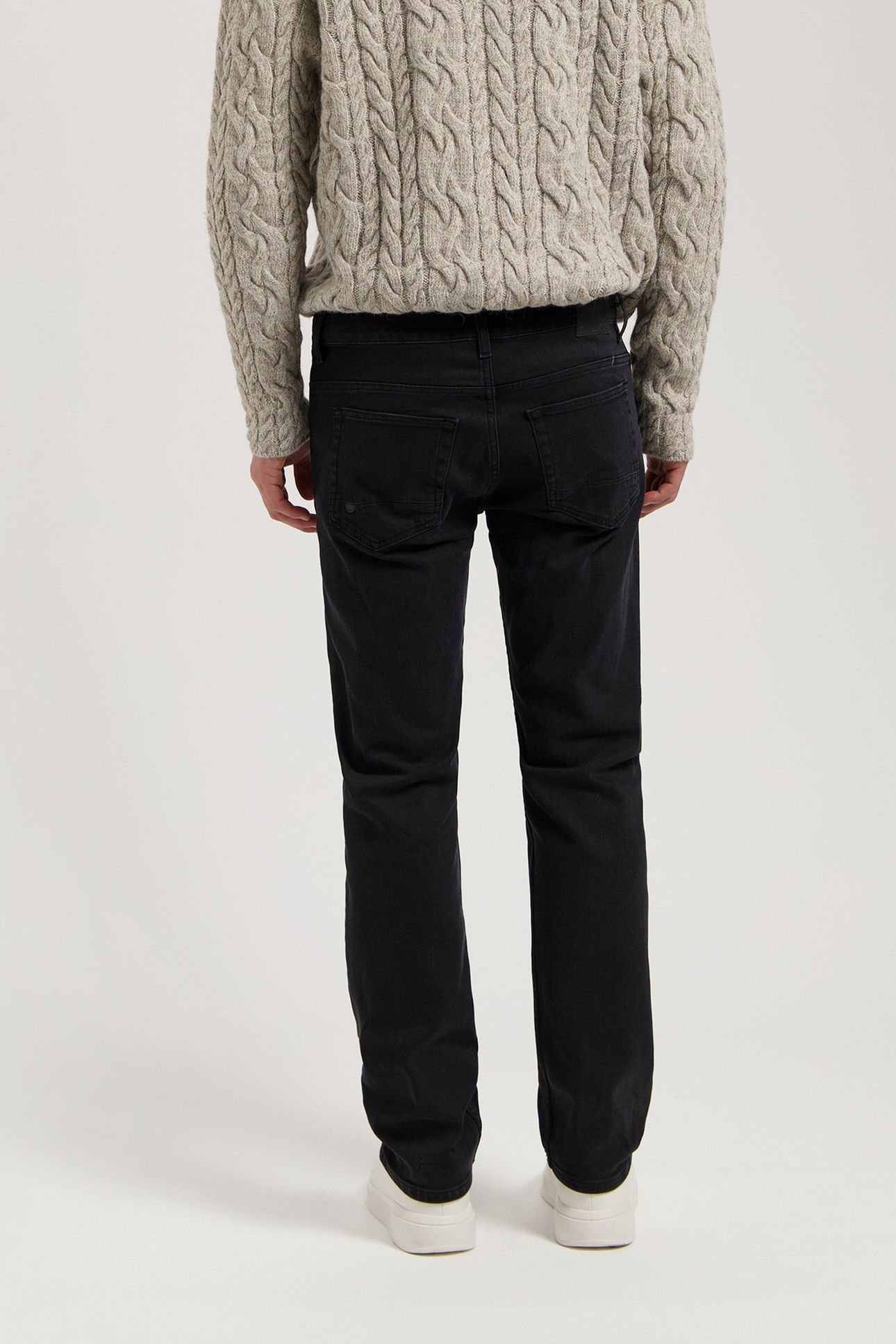 HANK MID TAPERED STONE BLACK 2