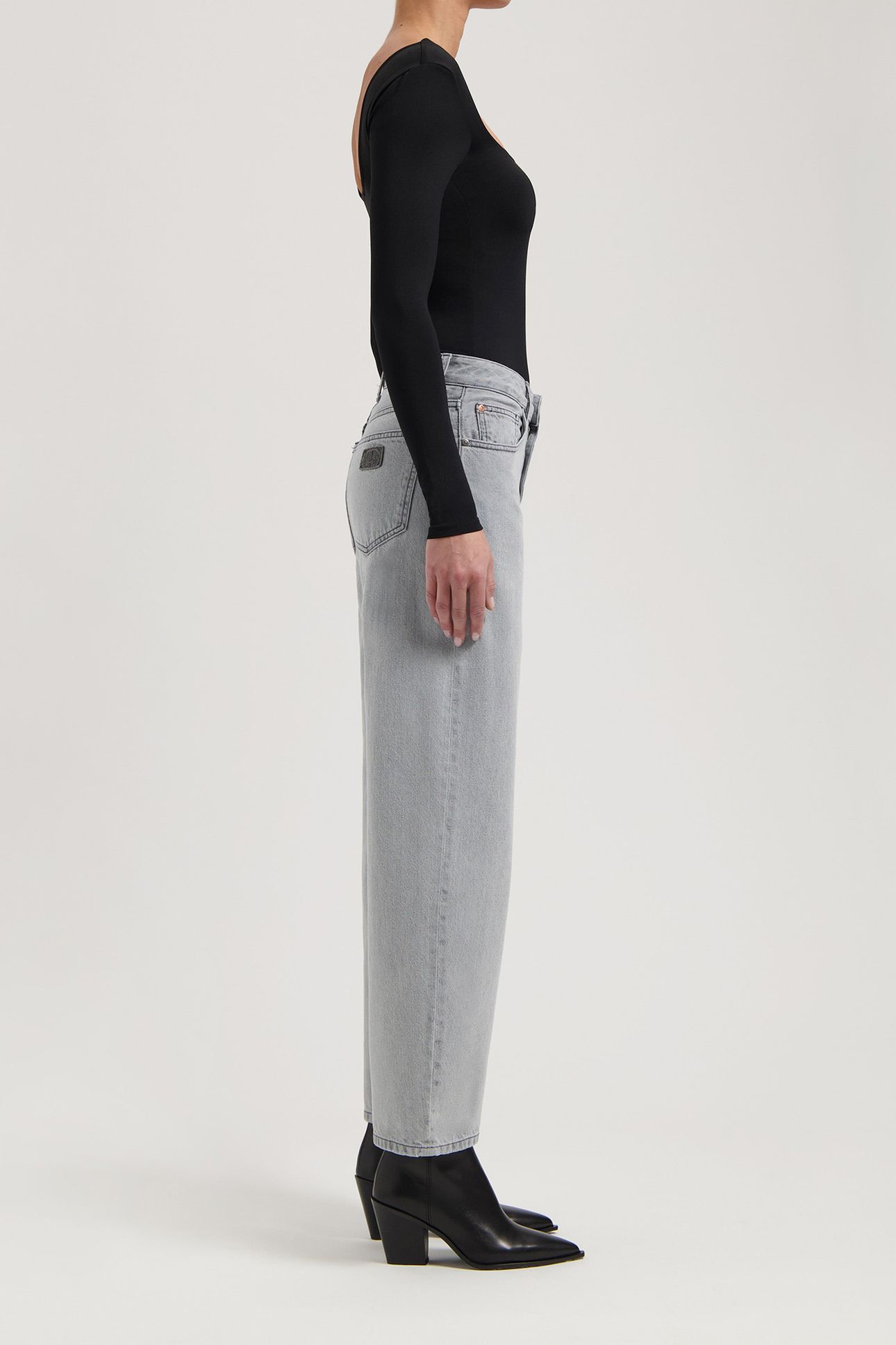 BROOKE HIGH BARREL LIGHT GREY 5