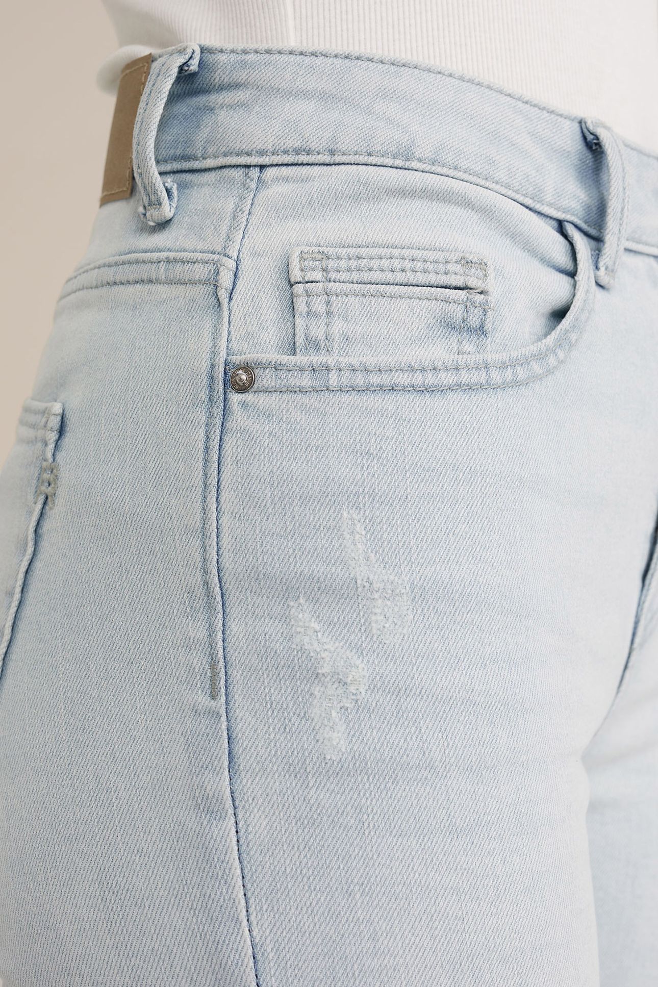 5-POCKET HIGH WAIST LIGHT BLUE 5