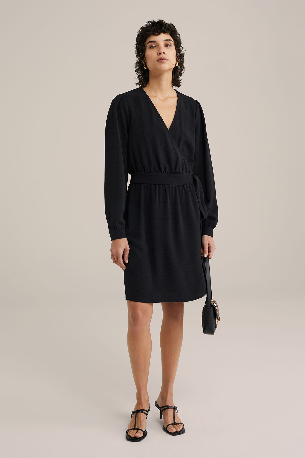 DRESS SHORT BLACK 3
