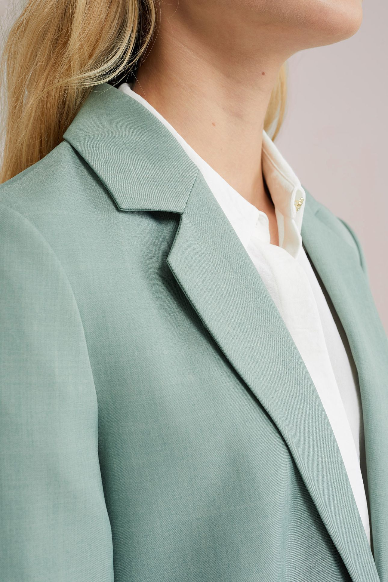 BLAZER PASTEL GREEN 6