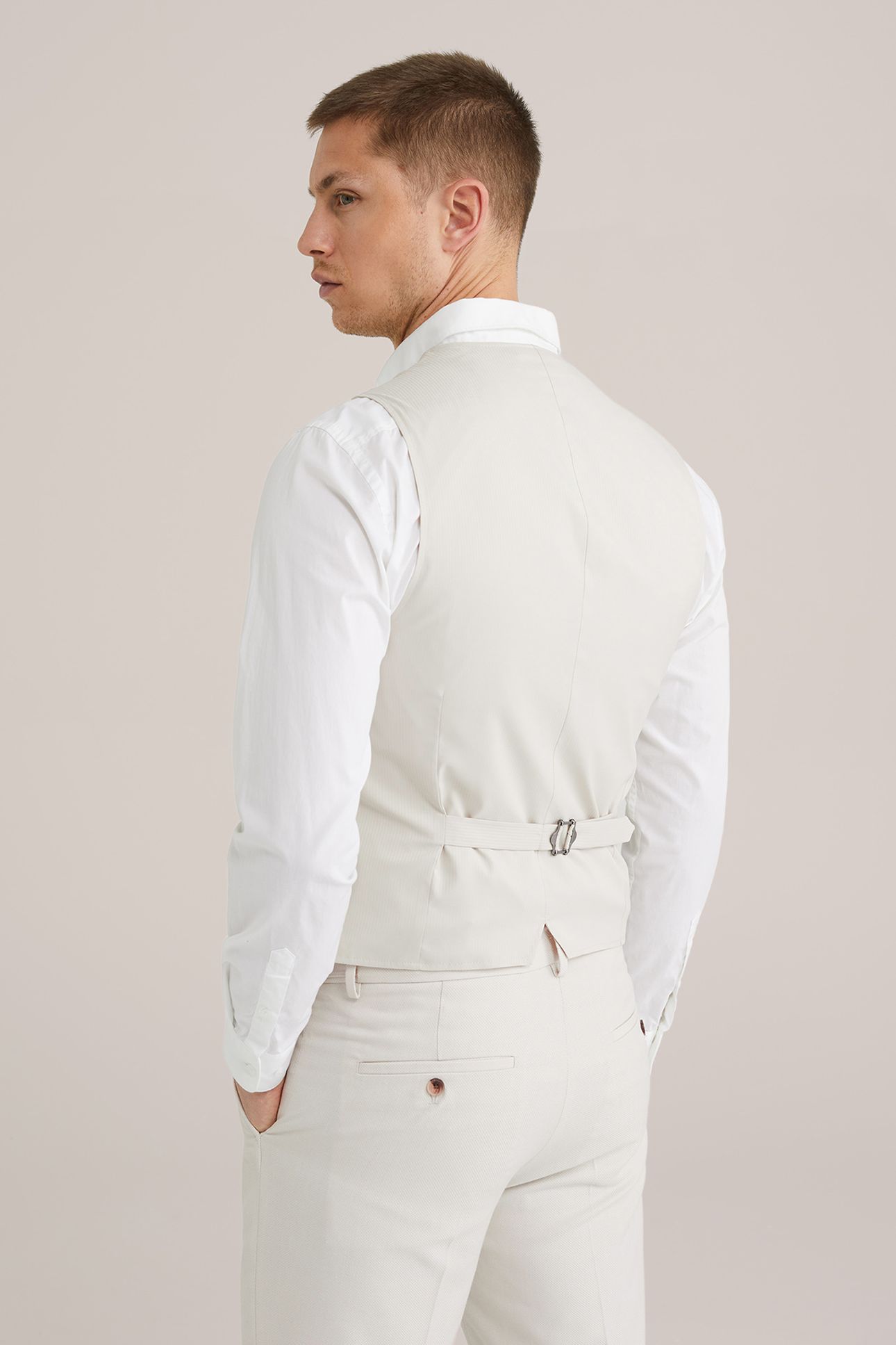 WAISTCOAT BEIGE 2