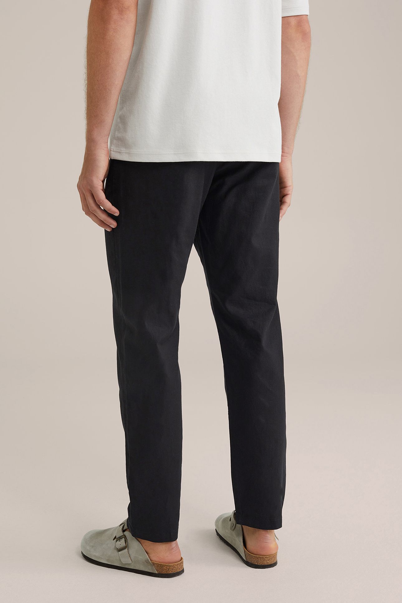 CHINO BLACK 2