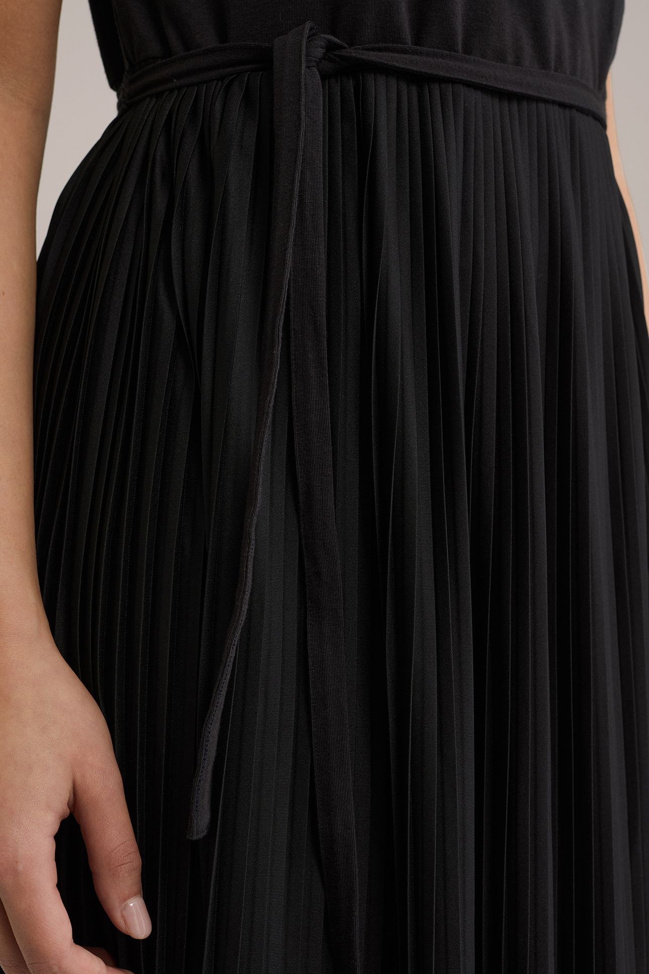 DRESS MAXI BLACK 5