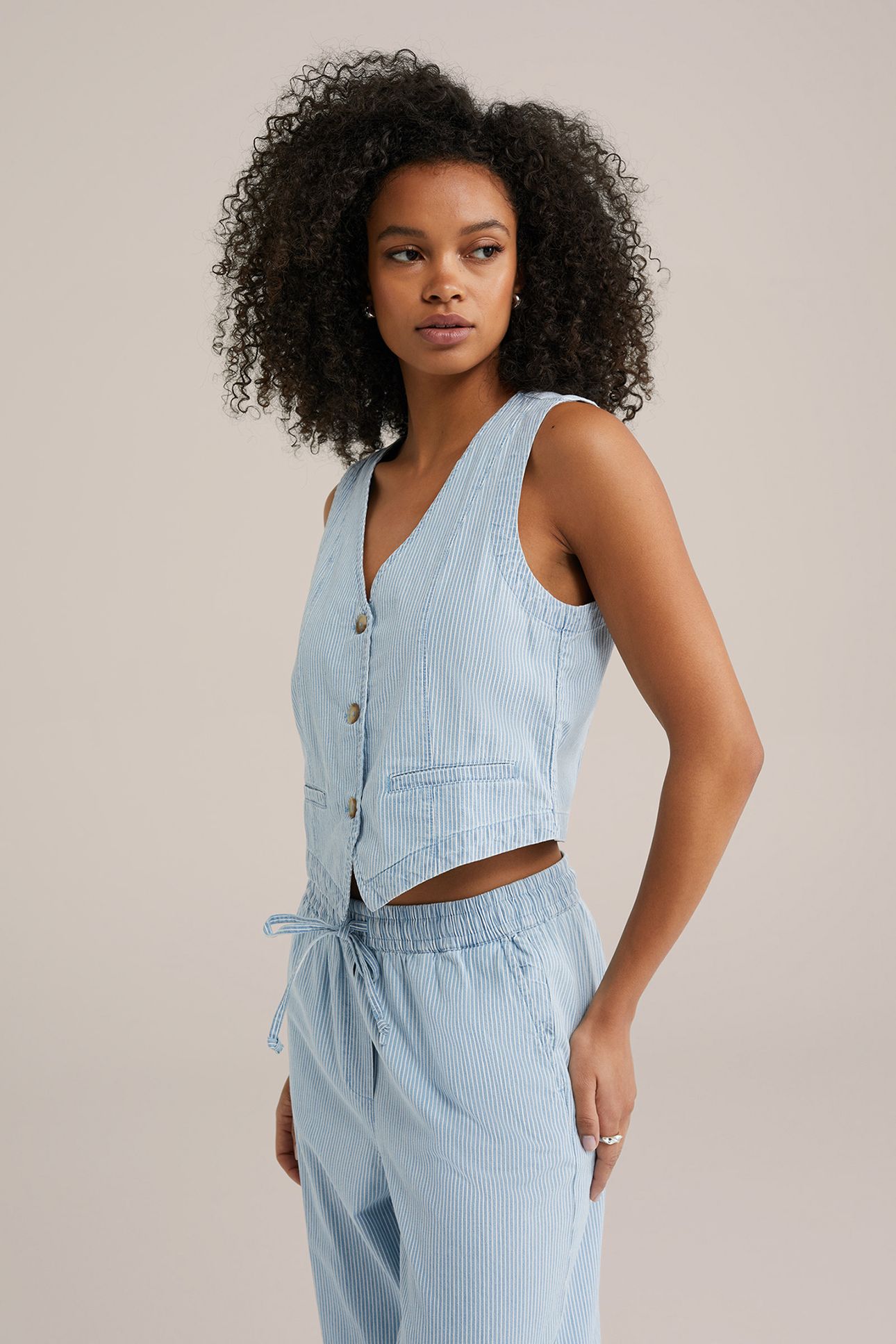 WAISTCOAT LIGHT BLUE 1