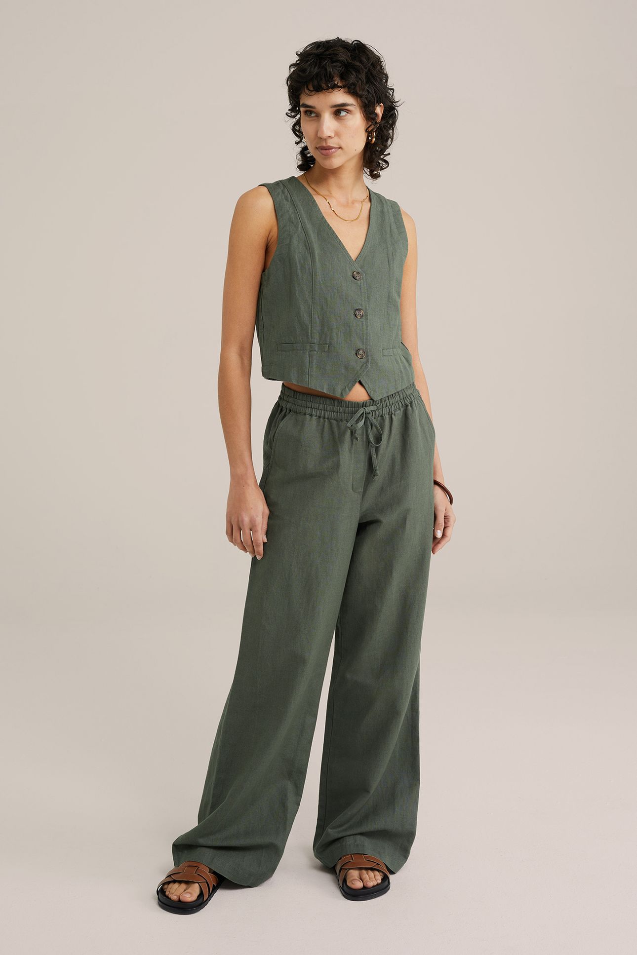 WAISTCOAT DARK GREEN 3