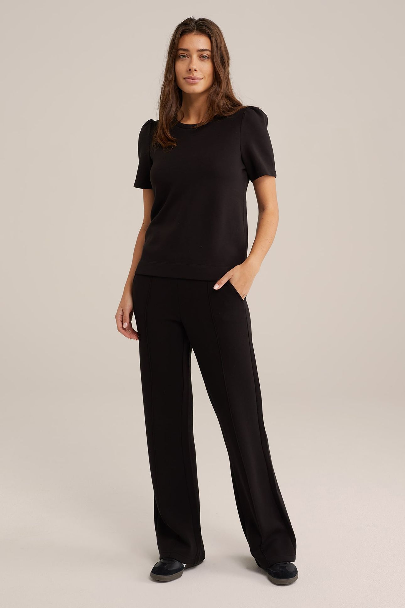T-SHIRT BLACK 3