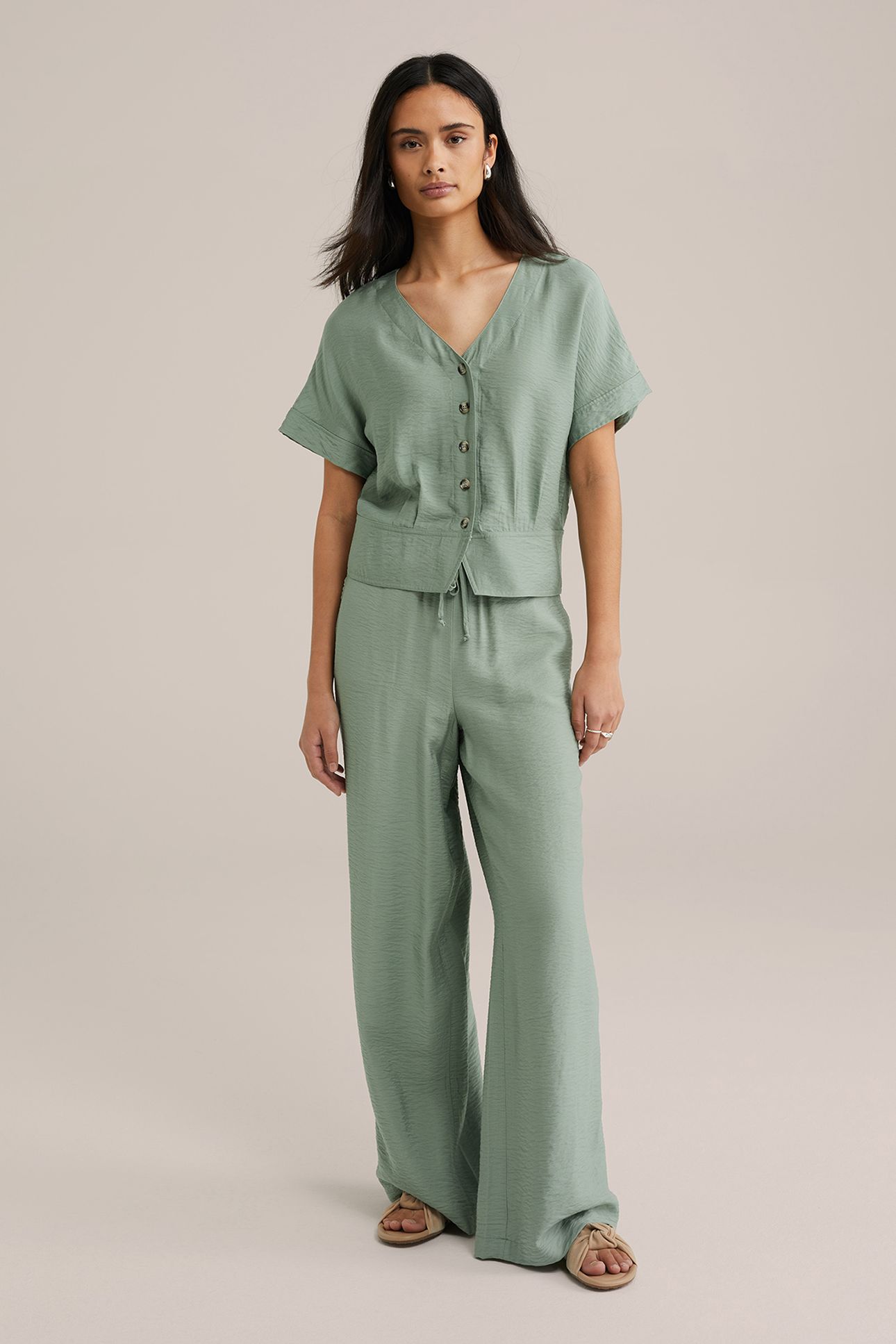 BLOUSE LIGHT GREEN 3