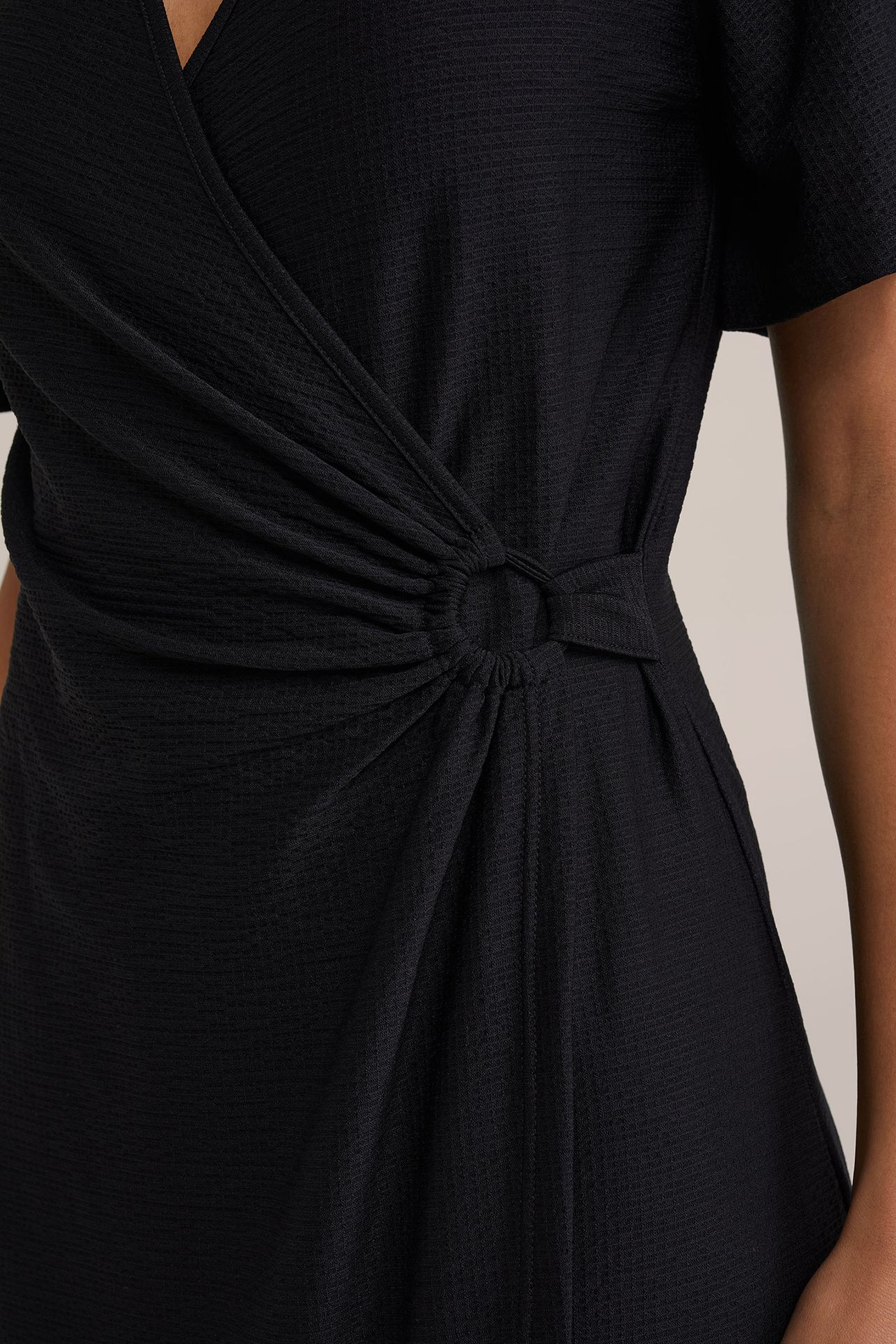 DRESS MID LENGTH BLACK 5