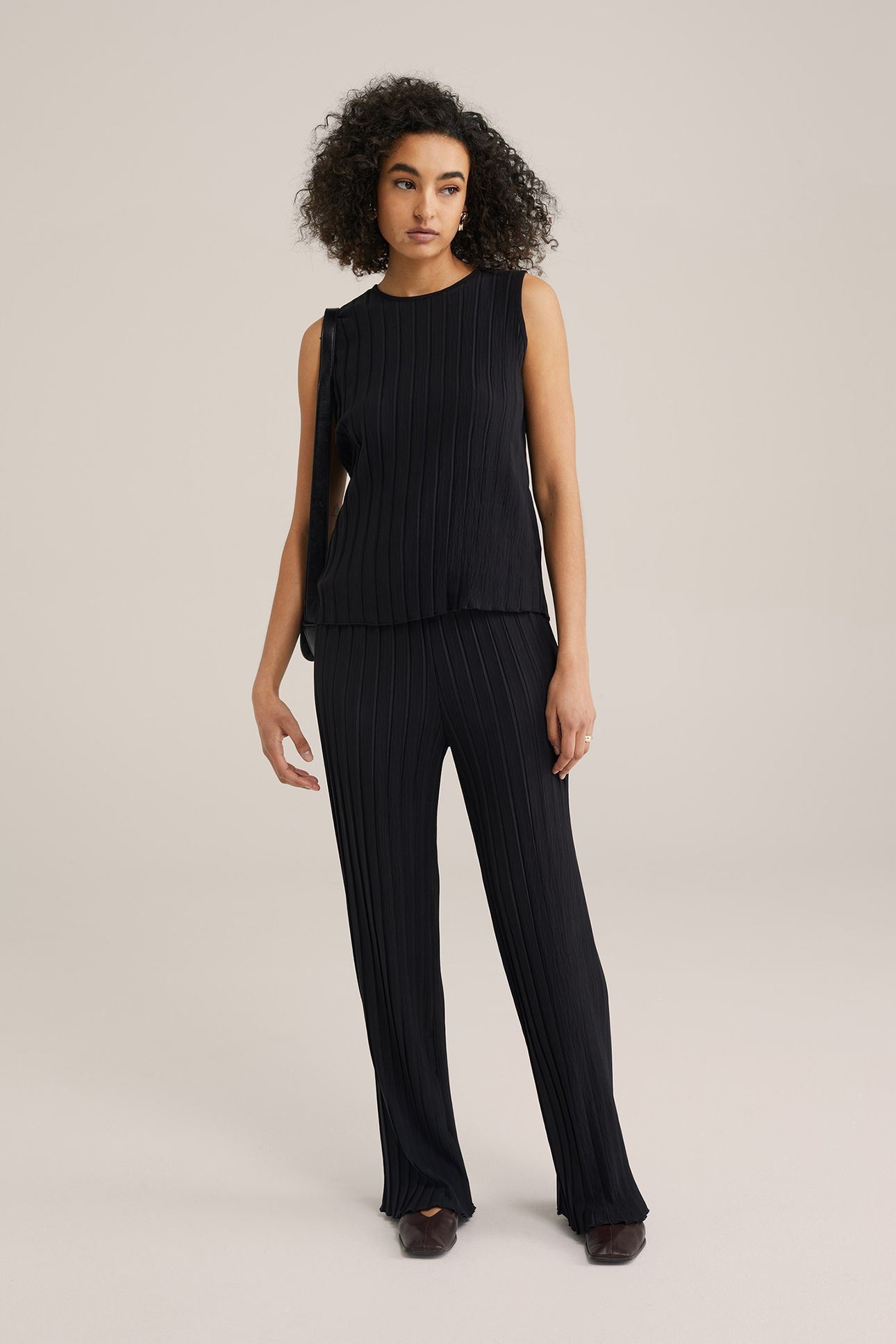 TROUSER BLACK 3