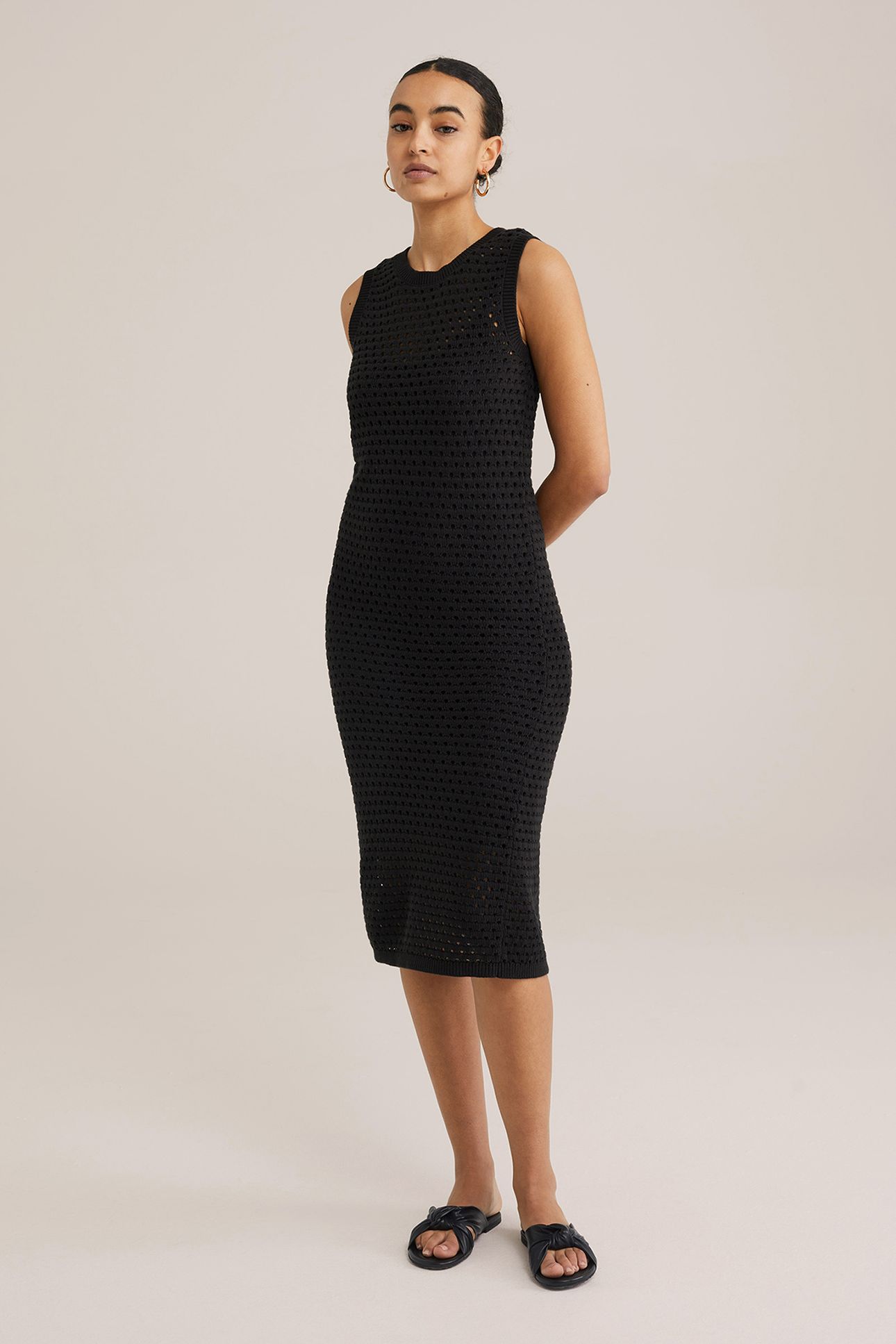 DRESS MID LENGTH BLACK 2