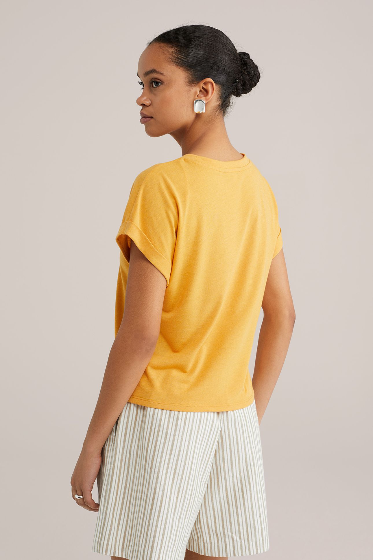 T-SHIRT MUSTARD YELLOW 2