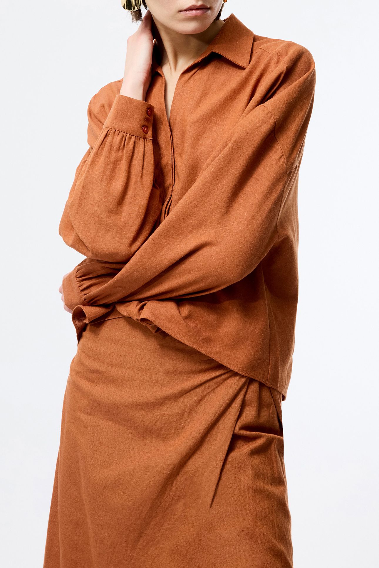 ARIETTE LIN BLENDLS TUCK SHIRT COFFEE BROWN 1
