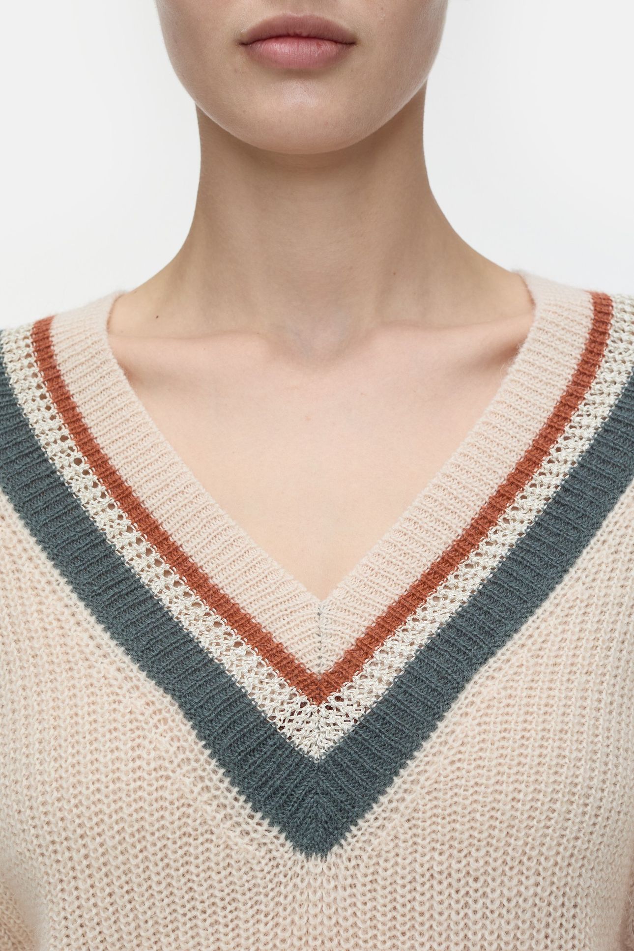 DEEP V-NECK KNITS ALBICOCCA 6