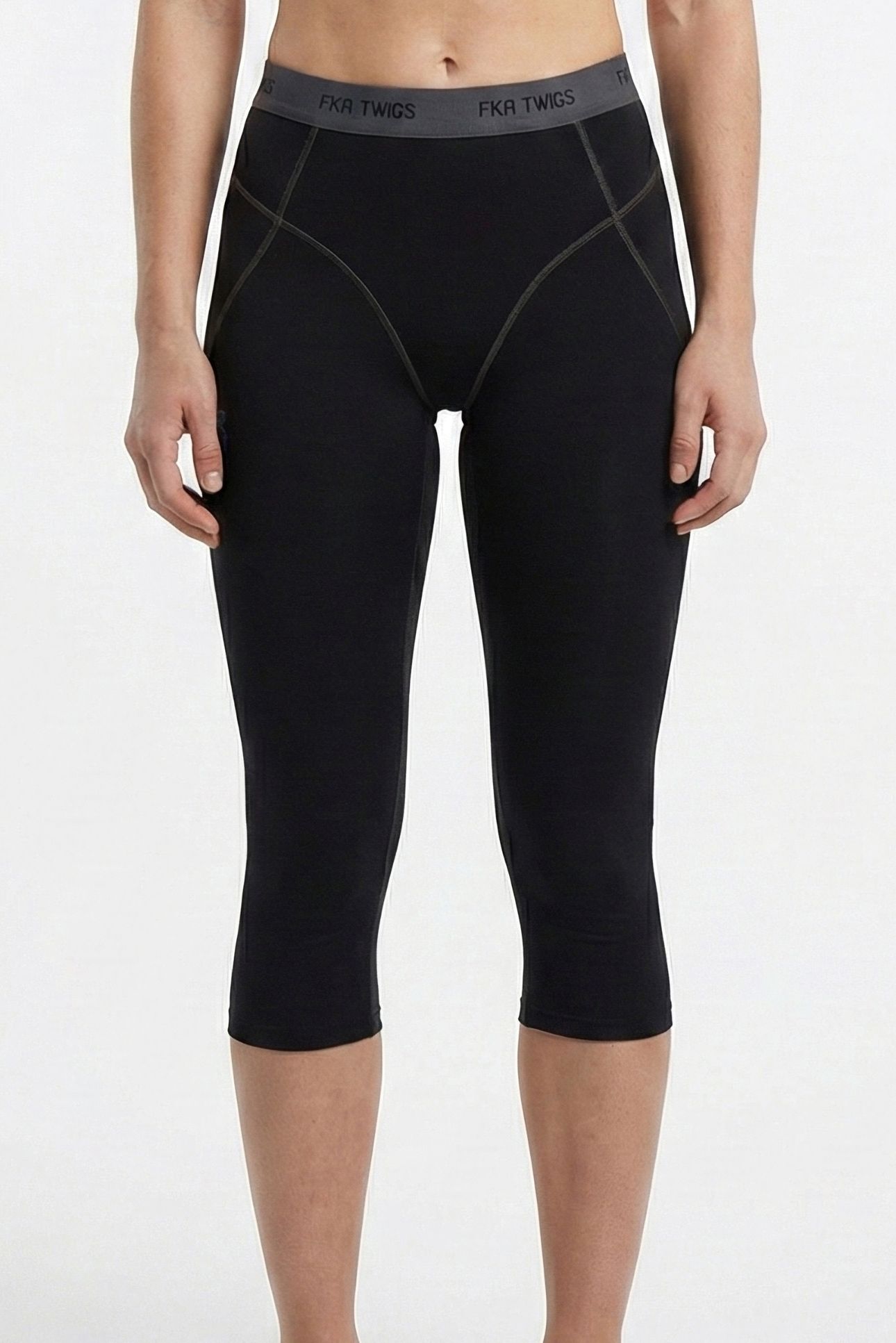 FKA X ON – STUDIO TIGHTS FKA BLACK 1