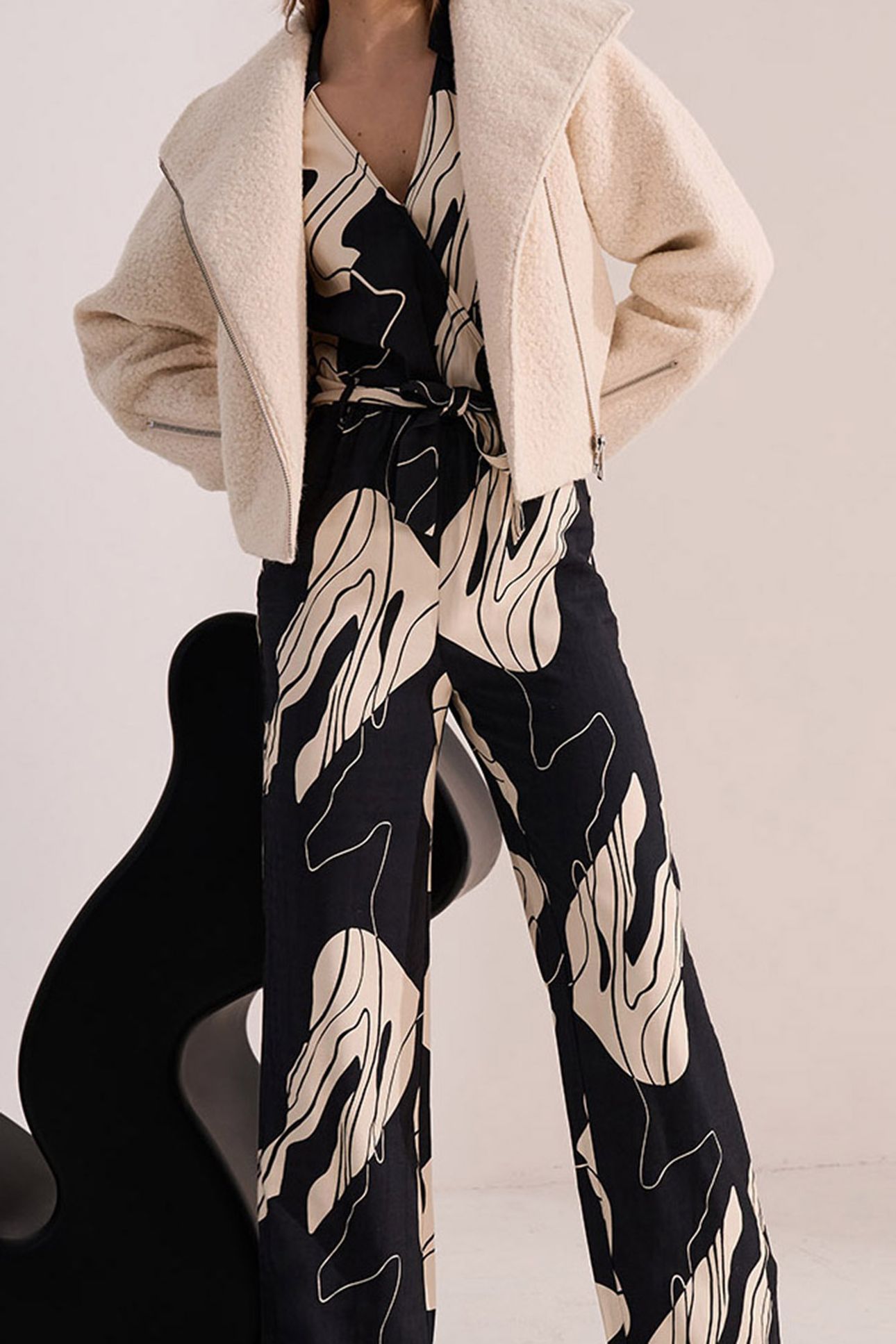 ELLY JUMSUIT LONG SLEEVE BLACK RIVER 4