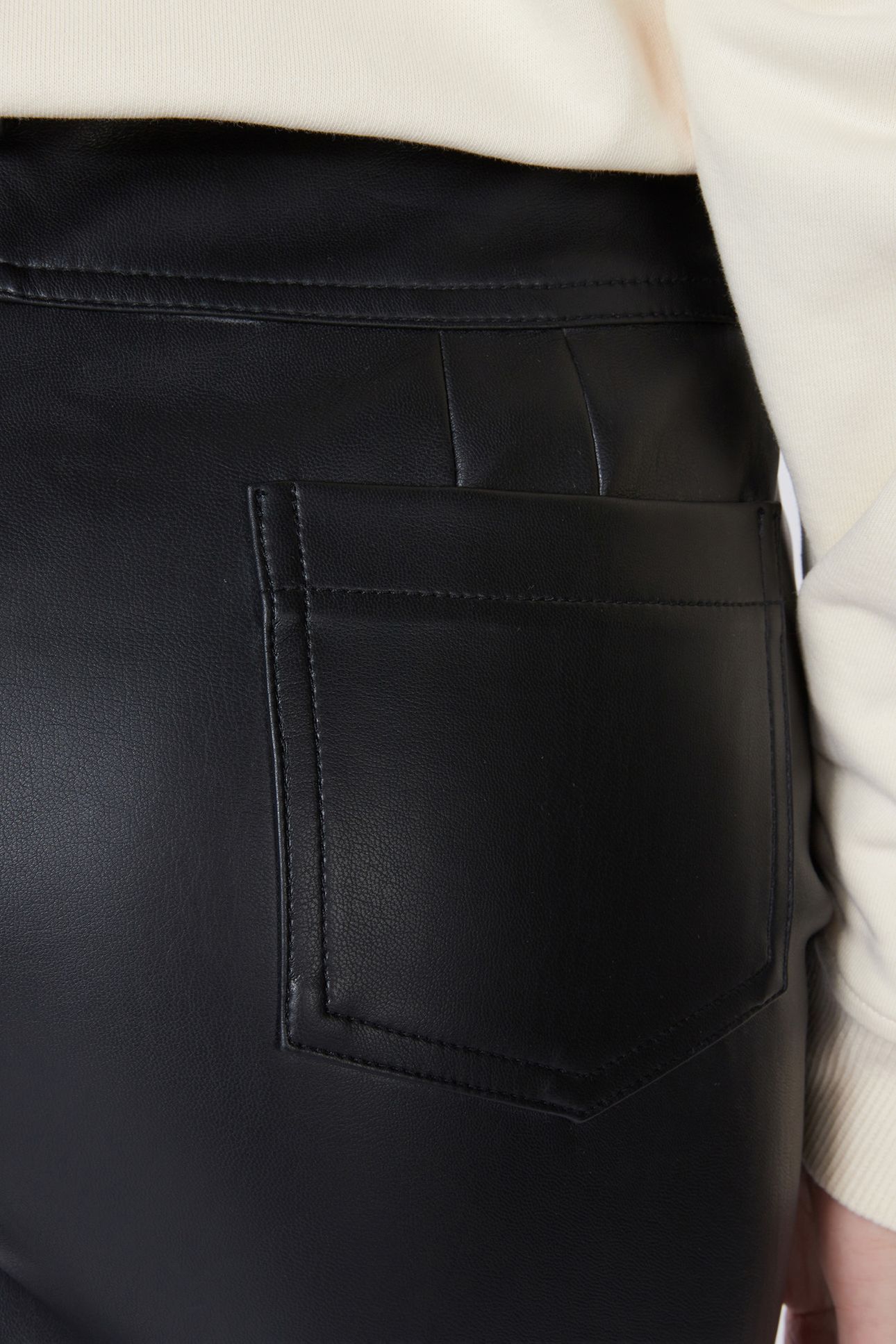 TREGGING SKINNY PU BLACK 6